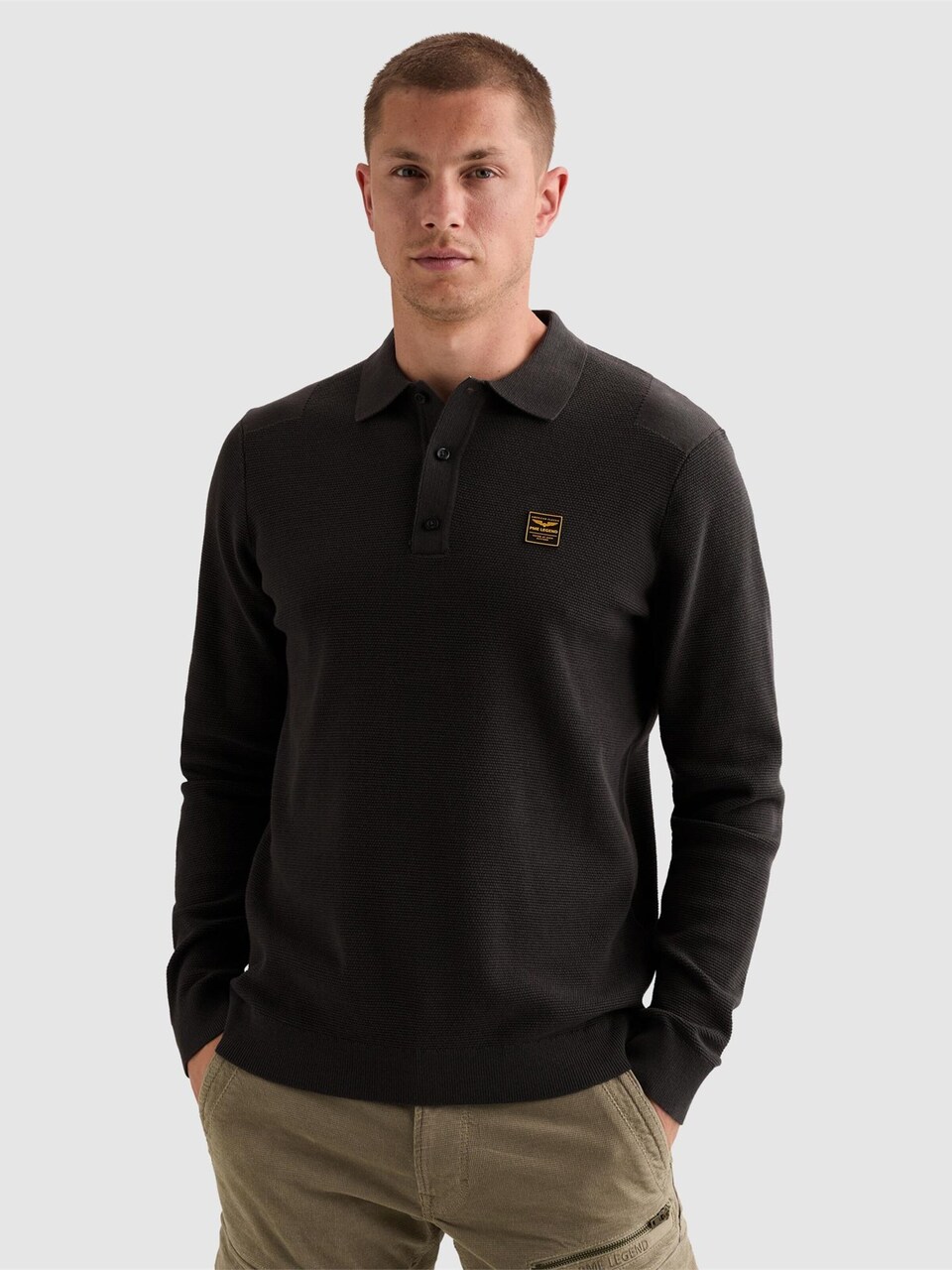 Tröja 'Knitted polo shirt with long sleeves and badge'
