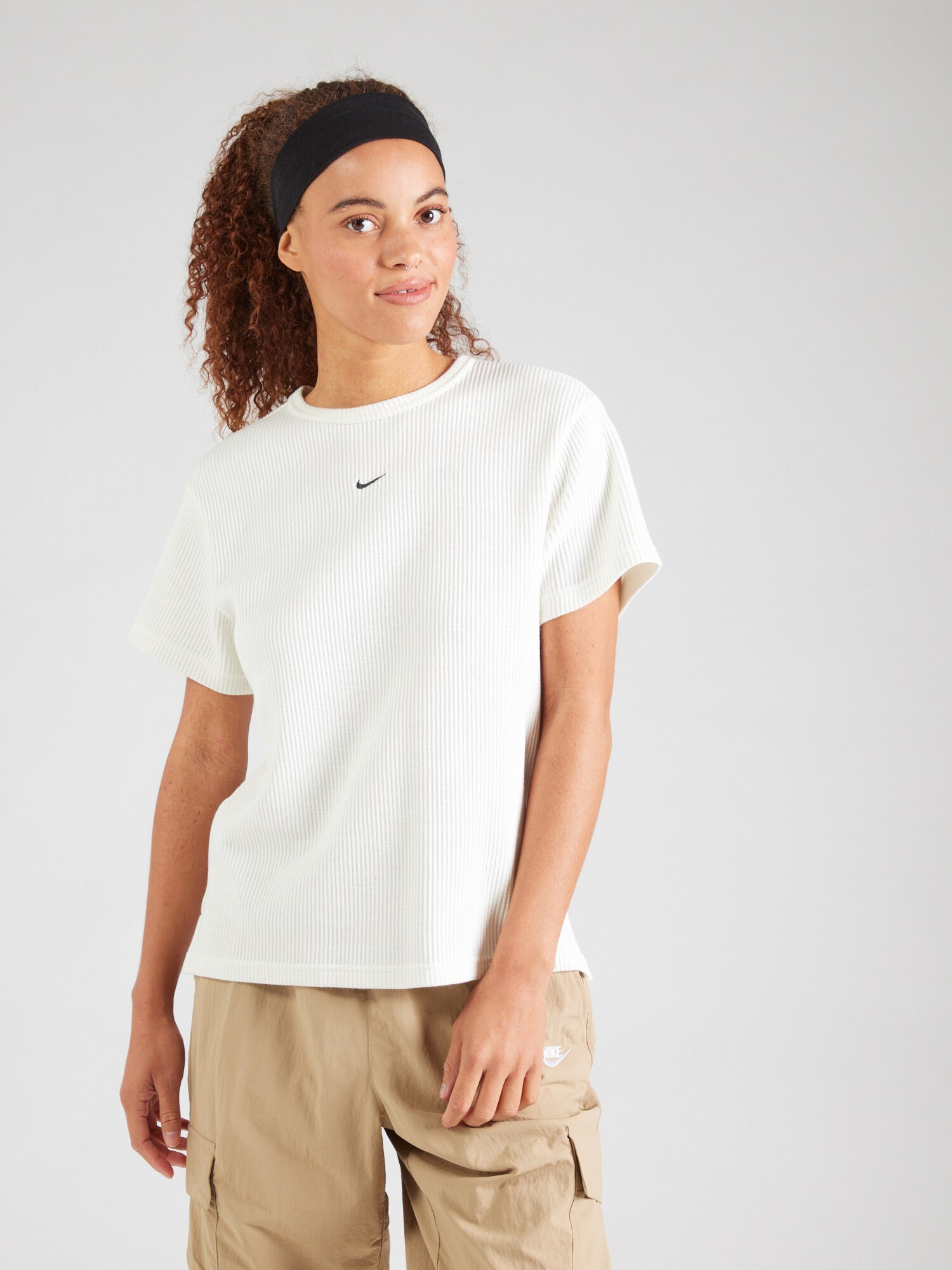 Nike Sportswear Póló  piszkosfehér termék 2. képe