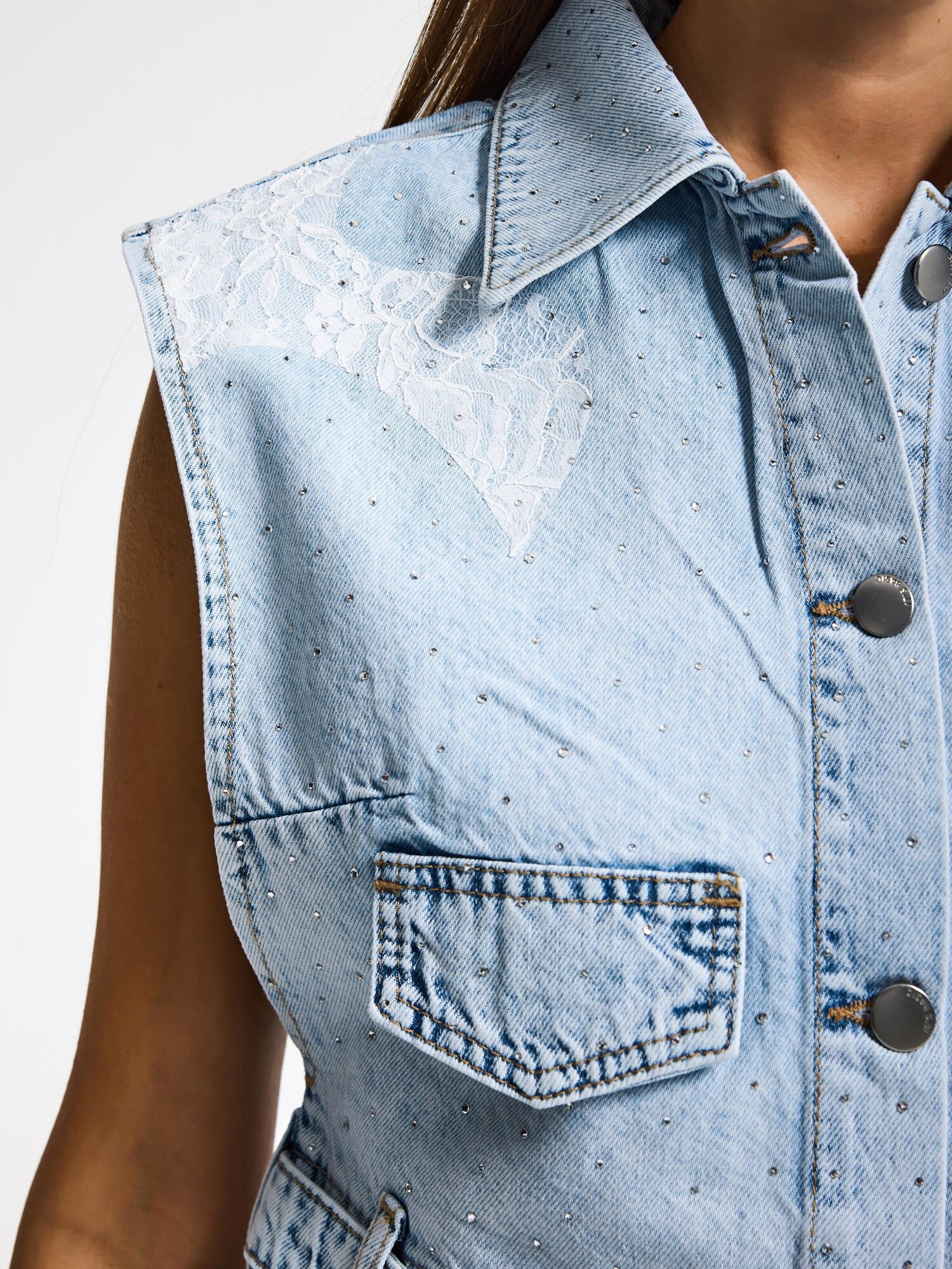 It's Basic Its Basic Weste Rhinestone Denim Waistcoat