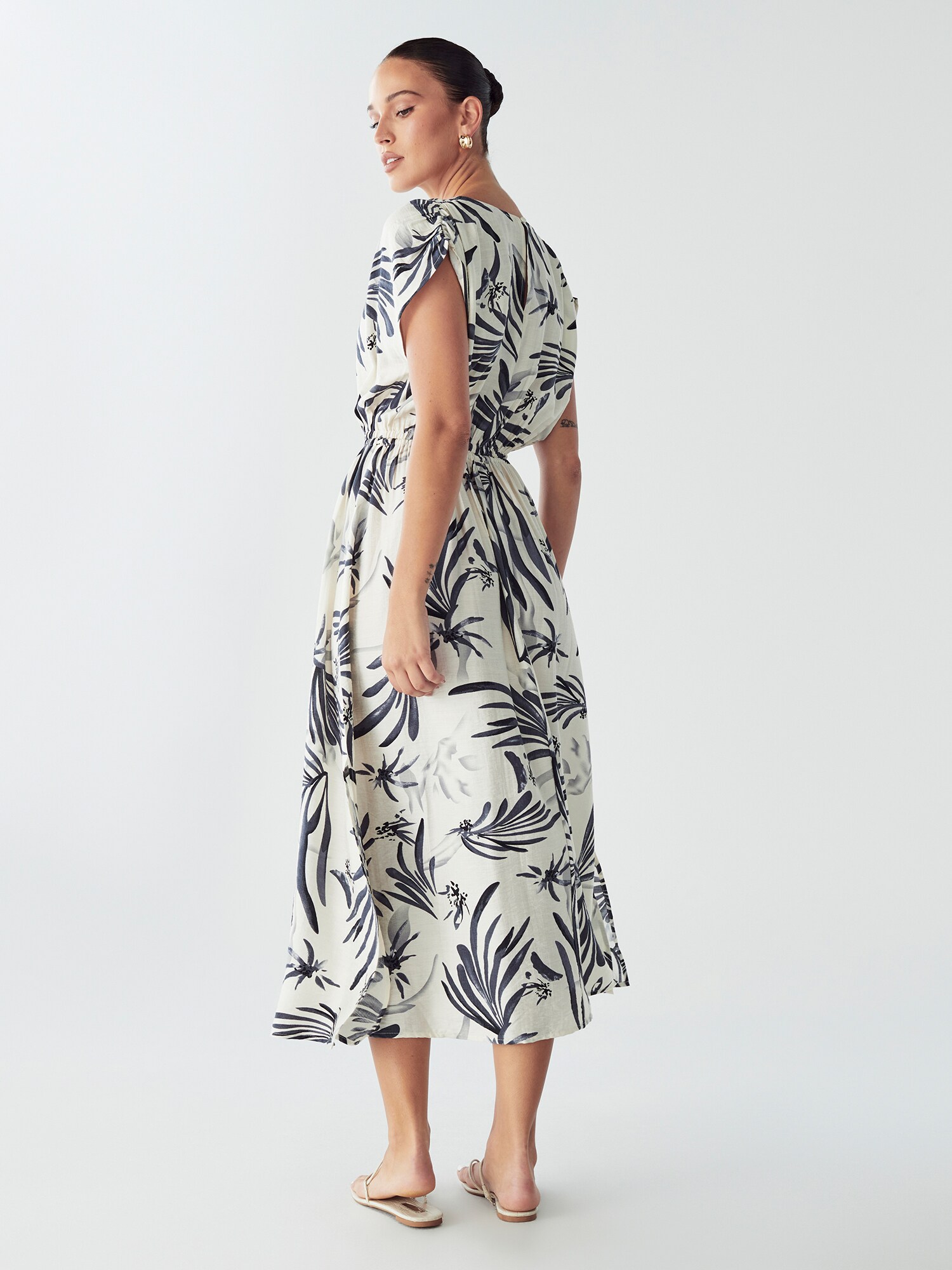 Thumbnail - Willa Kleid CAROL