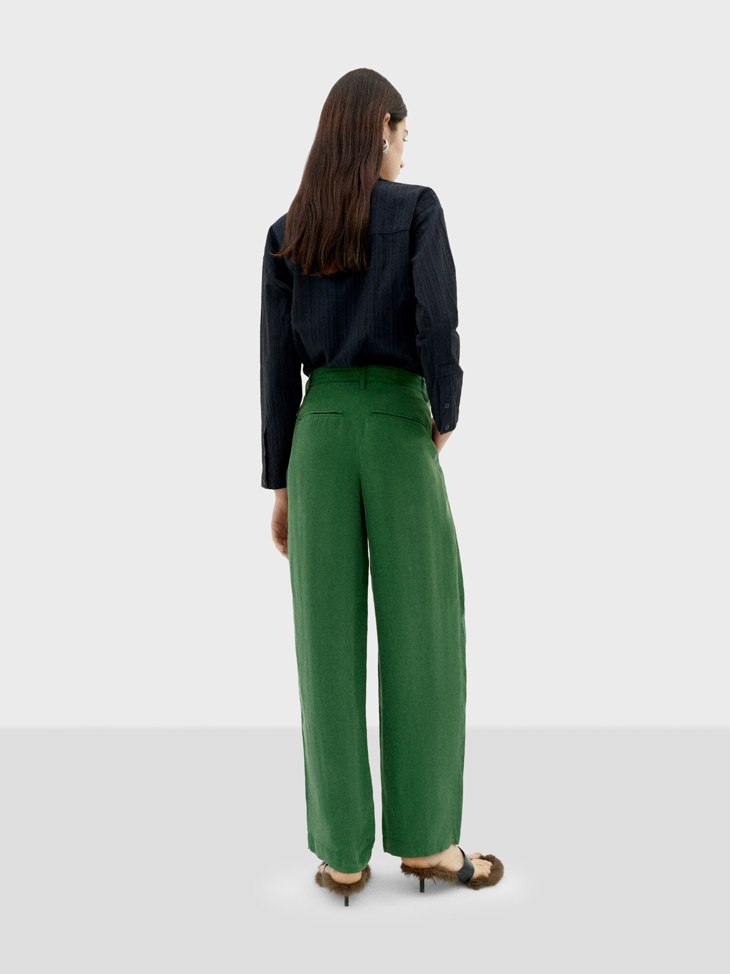 Thumbnail - Thinking MU Hosen CIRILA