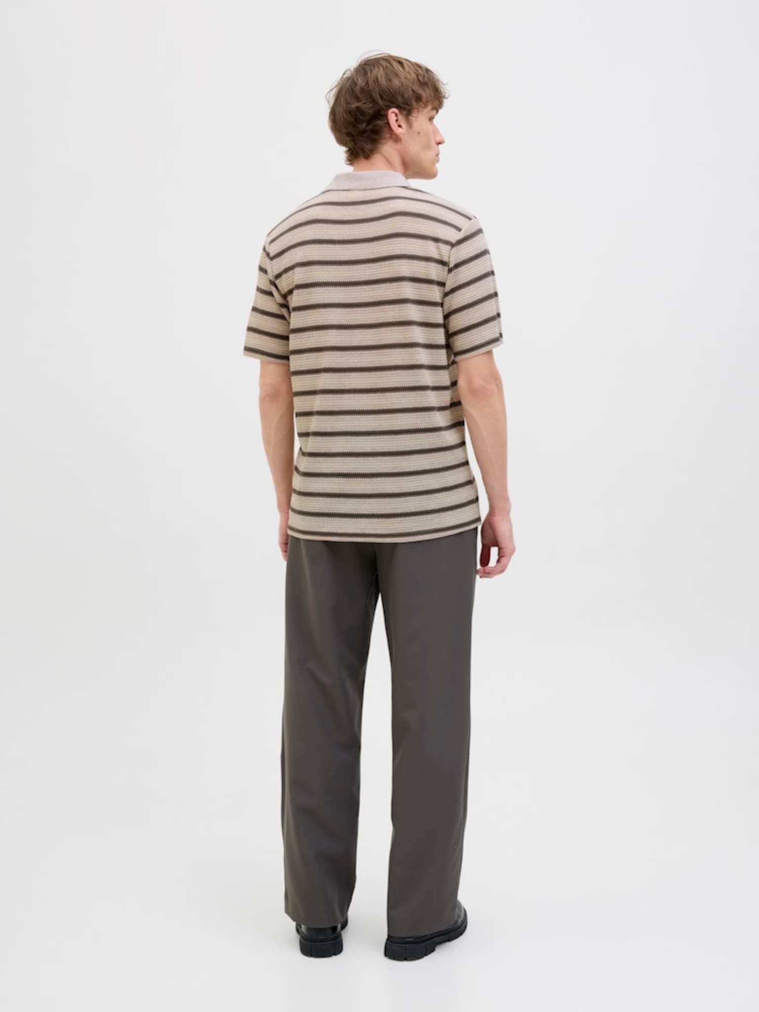 Jack & Jones Premium Pulóver 'JPRBluharry'  csokoládé / púder termék 2. képe