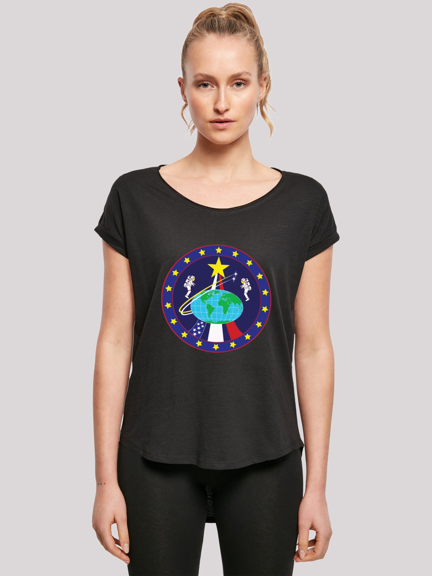 Thumbnail - T-Shirt 'NASA Classic Globe Astronauts'