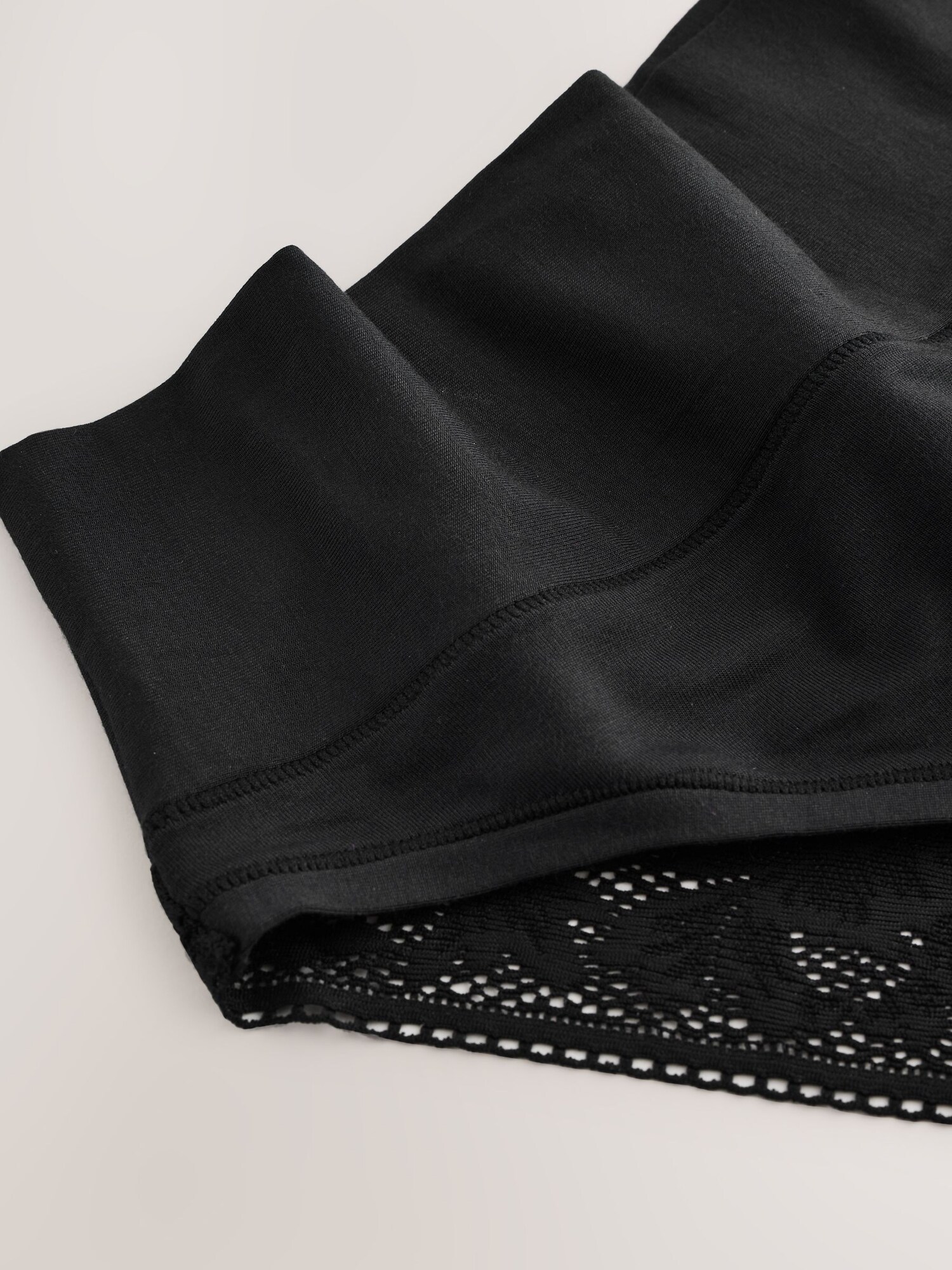 Thumbnail - Next Slip