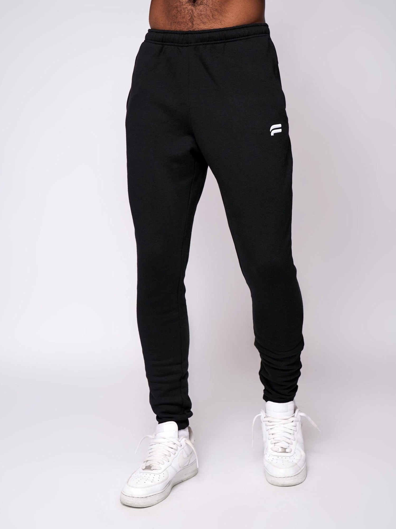 Fortex Fitness Pantaloni sportivi 'Essential Jogger' nero