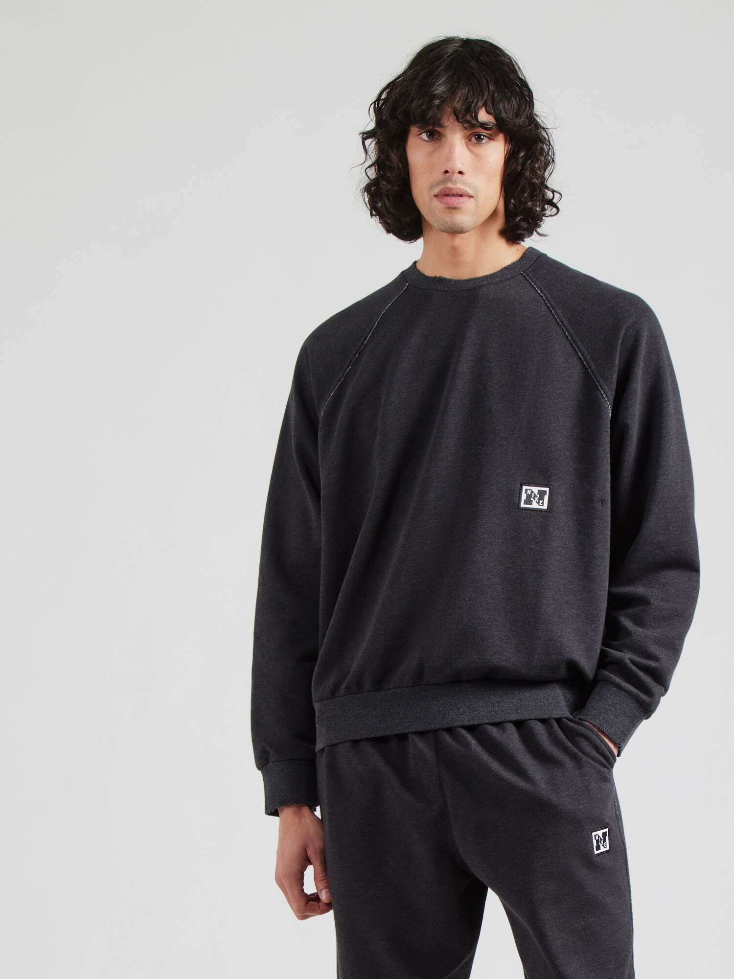 NIKE Sport szabadidős felsők 'Heritage'  fekete / fehér termék 2. képe