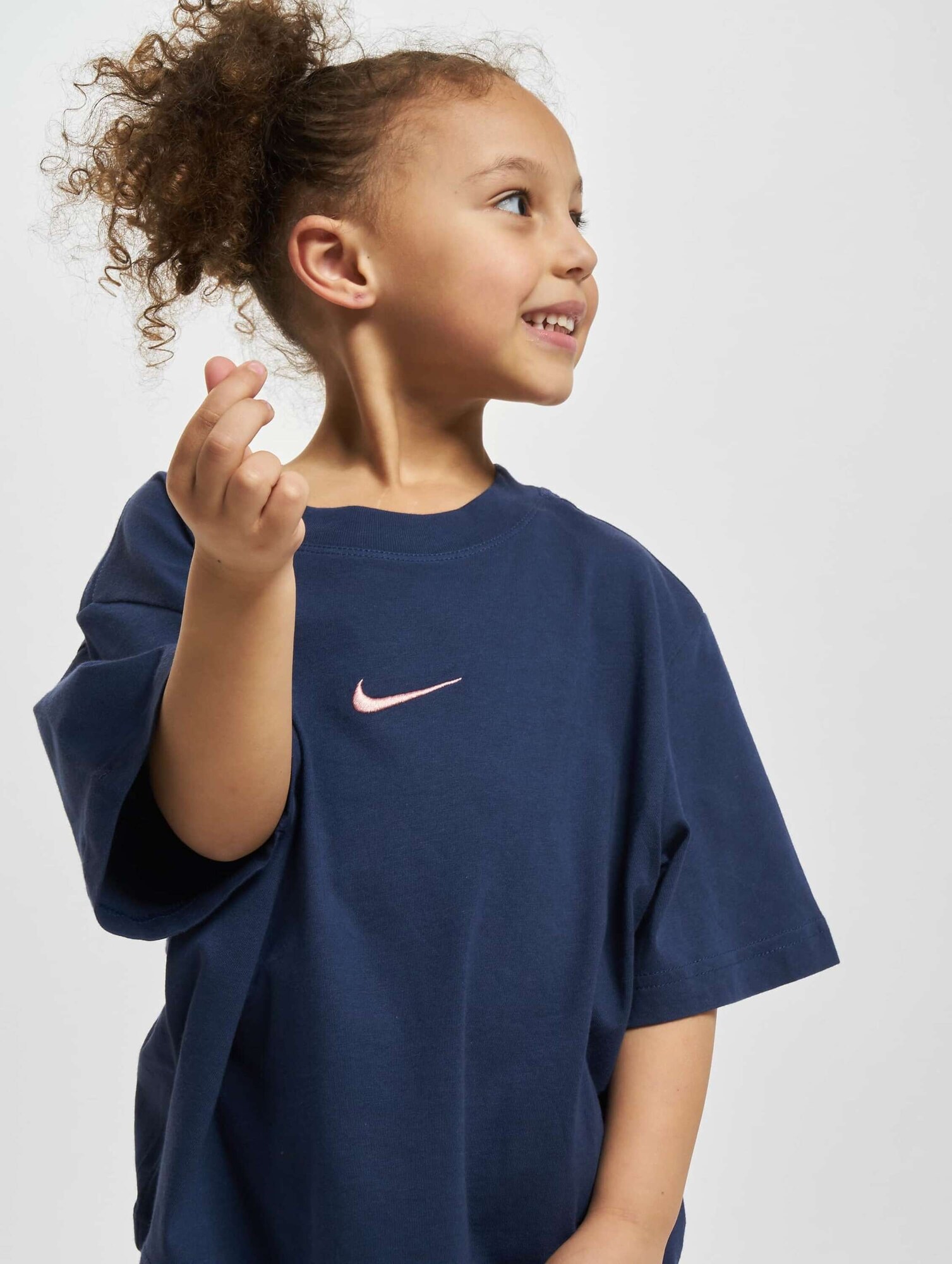 Thumbnail - Nike Sportswear T-Shirt Essntial