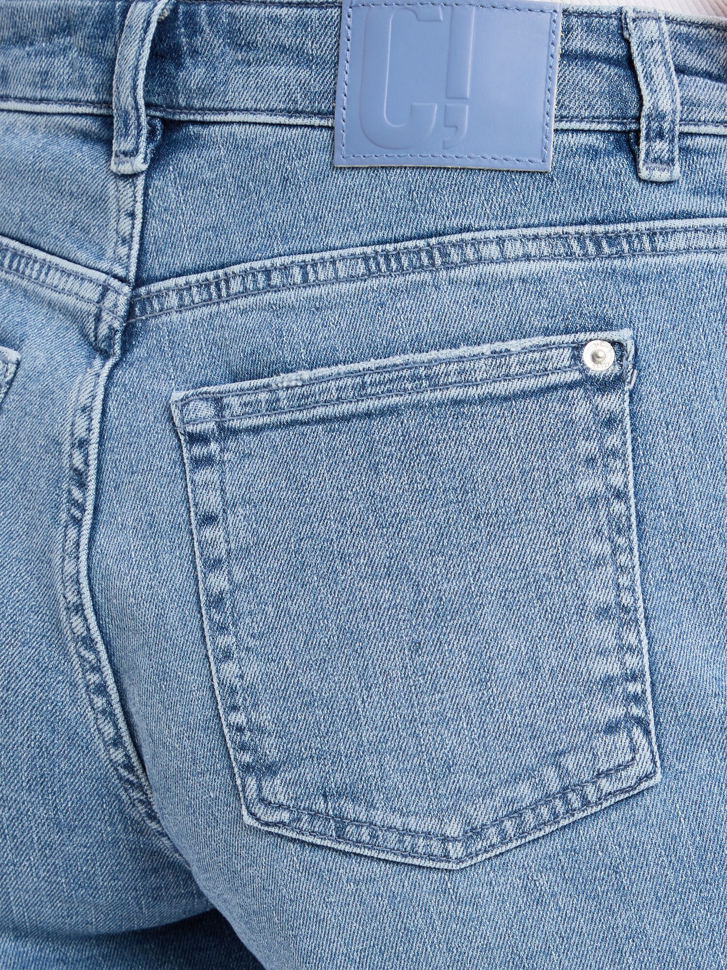 comma casual identity Džínsy 'Alva' modrá denim (obrázok 5)