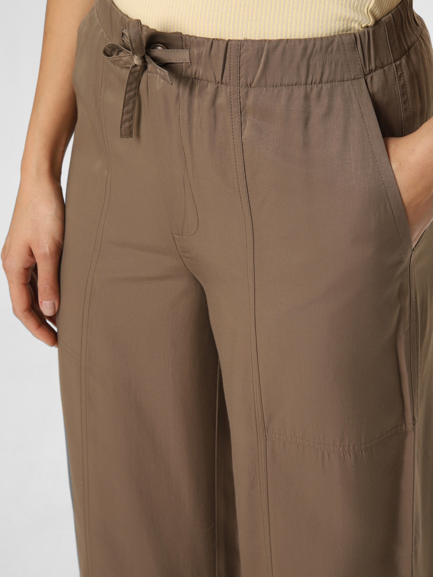 Thumbnail - Marie Lund Hose