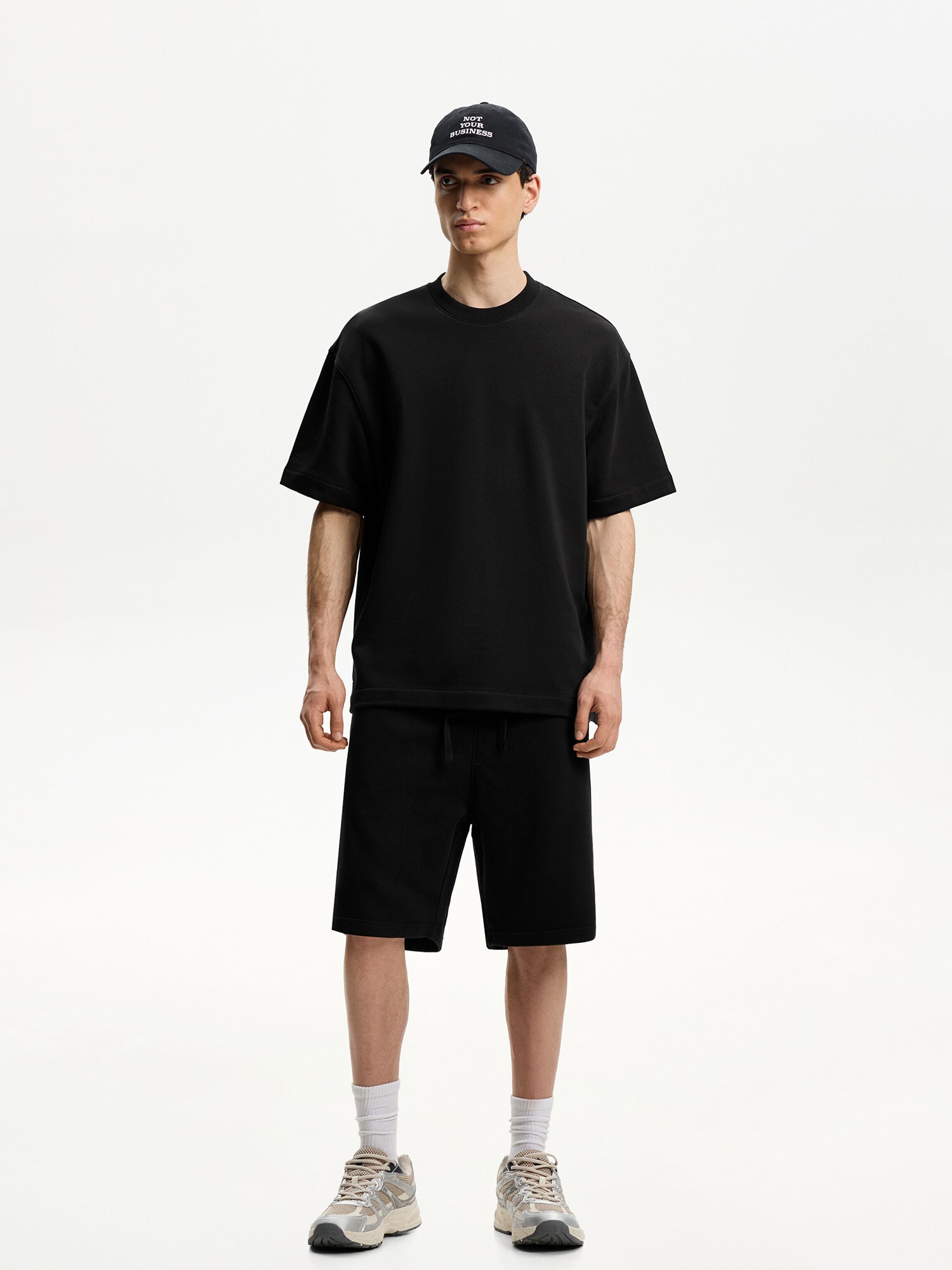 Bershka Házi ruha fekete termék 2. képe