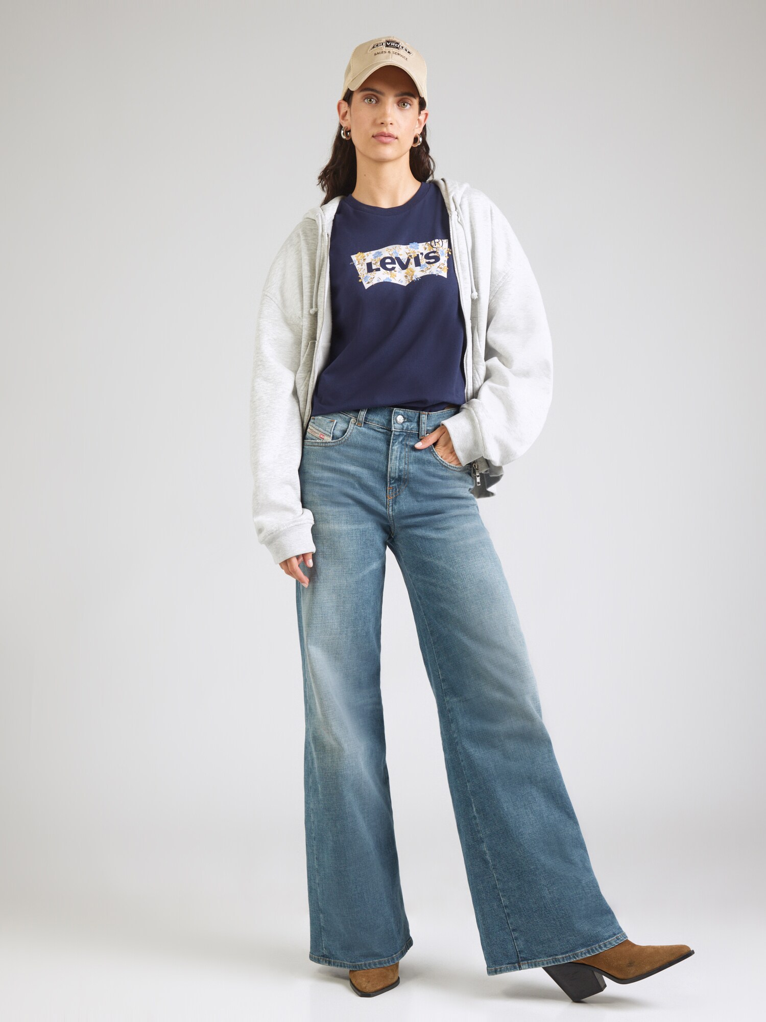 Thumbnail - LEVIS  T-Shirt THE PERFECT