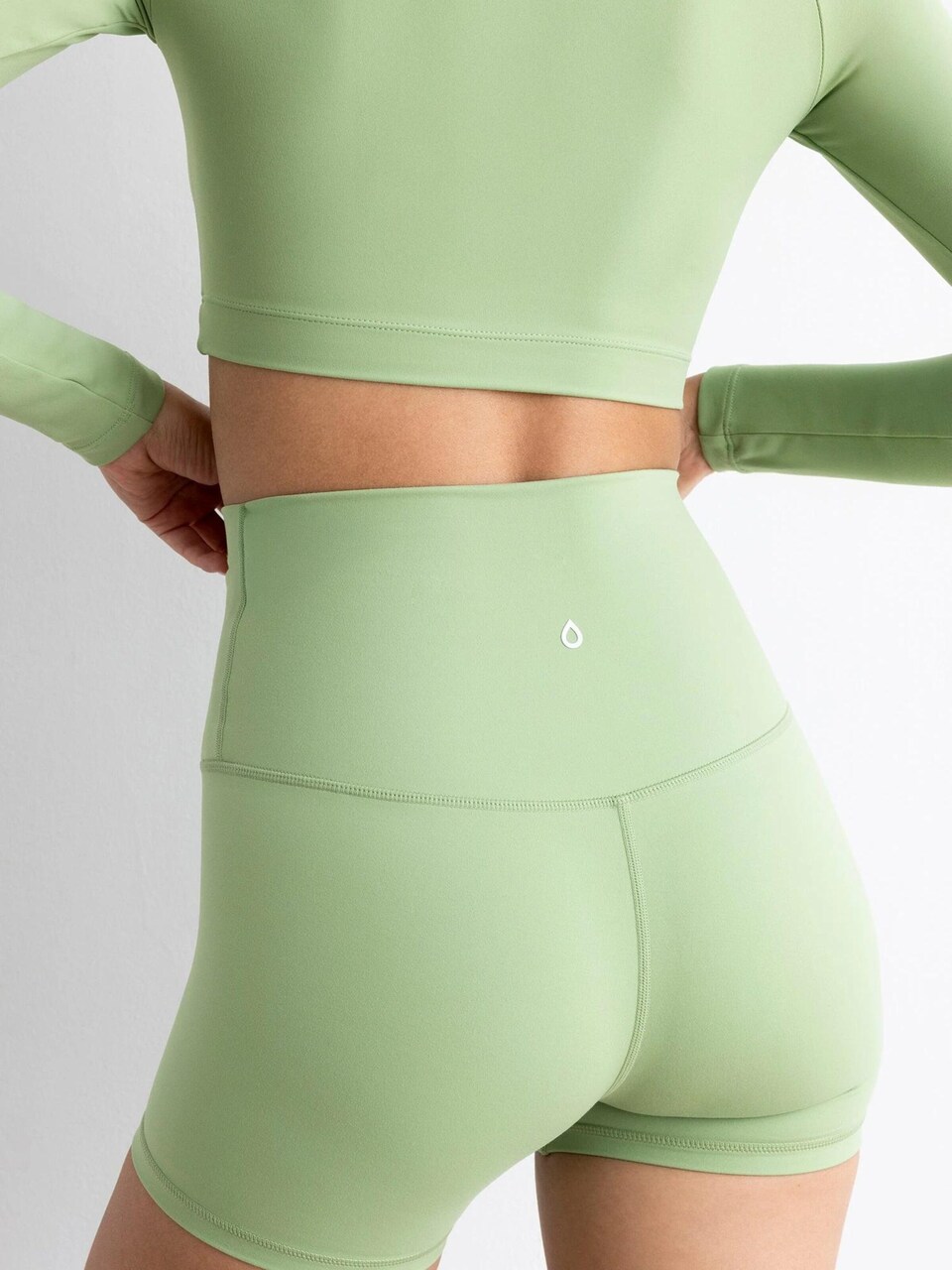 Leggings 'Short Selkis Light Green'