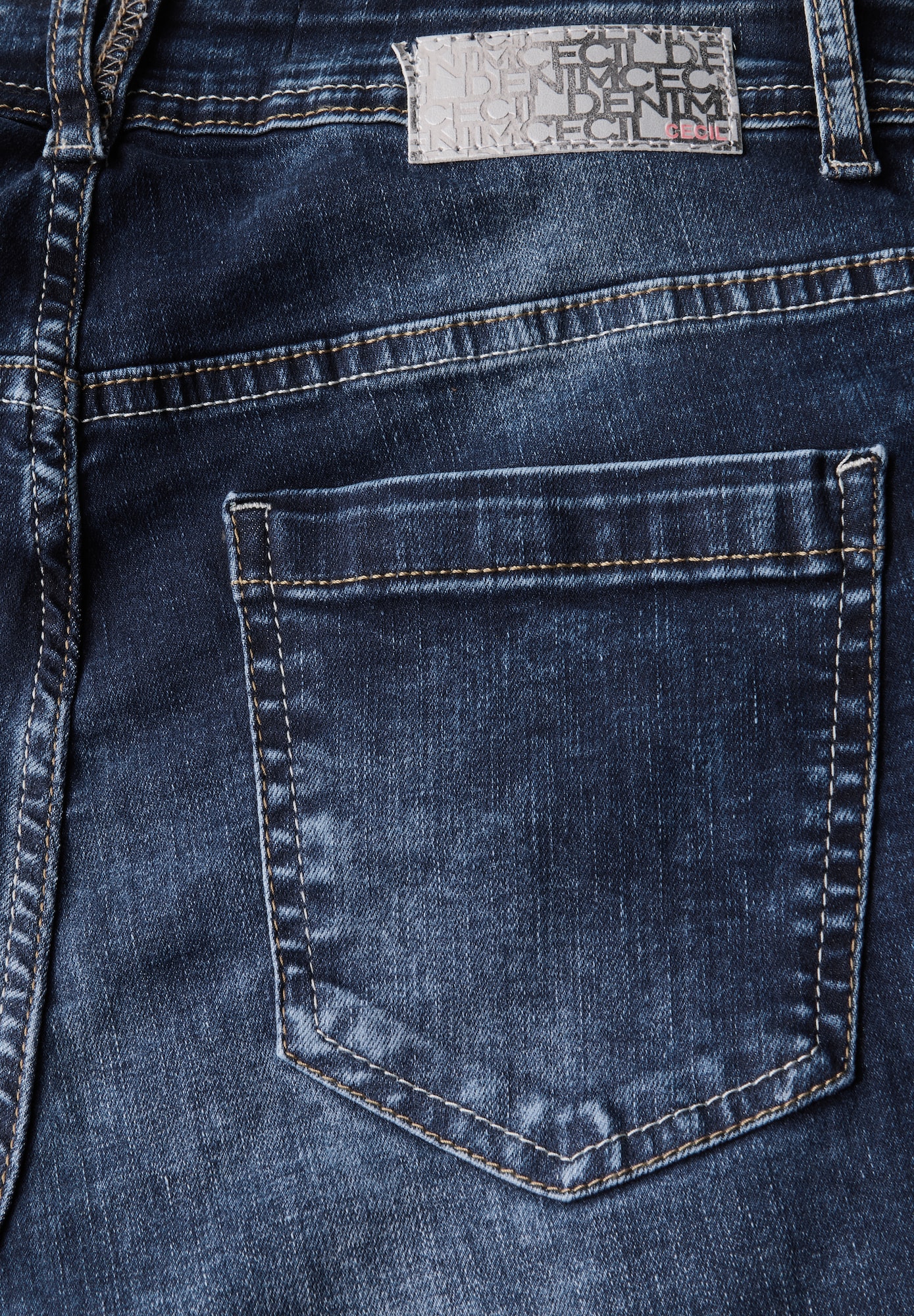 Thumbnail - Jeans