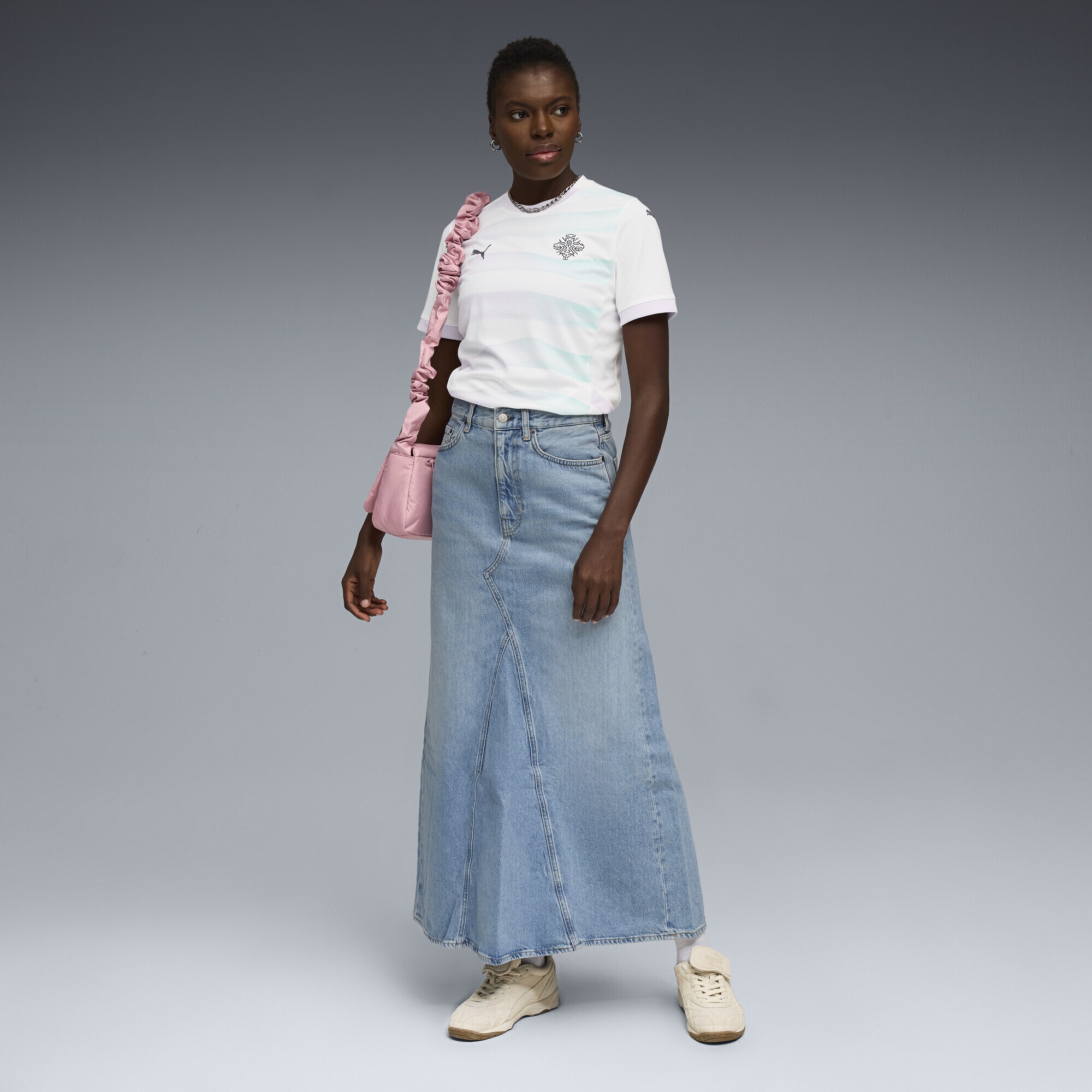 Thumbnail - PUMA Trikot Island Team 2025