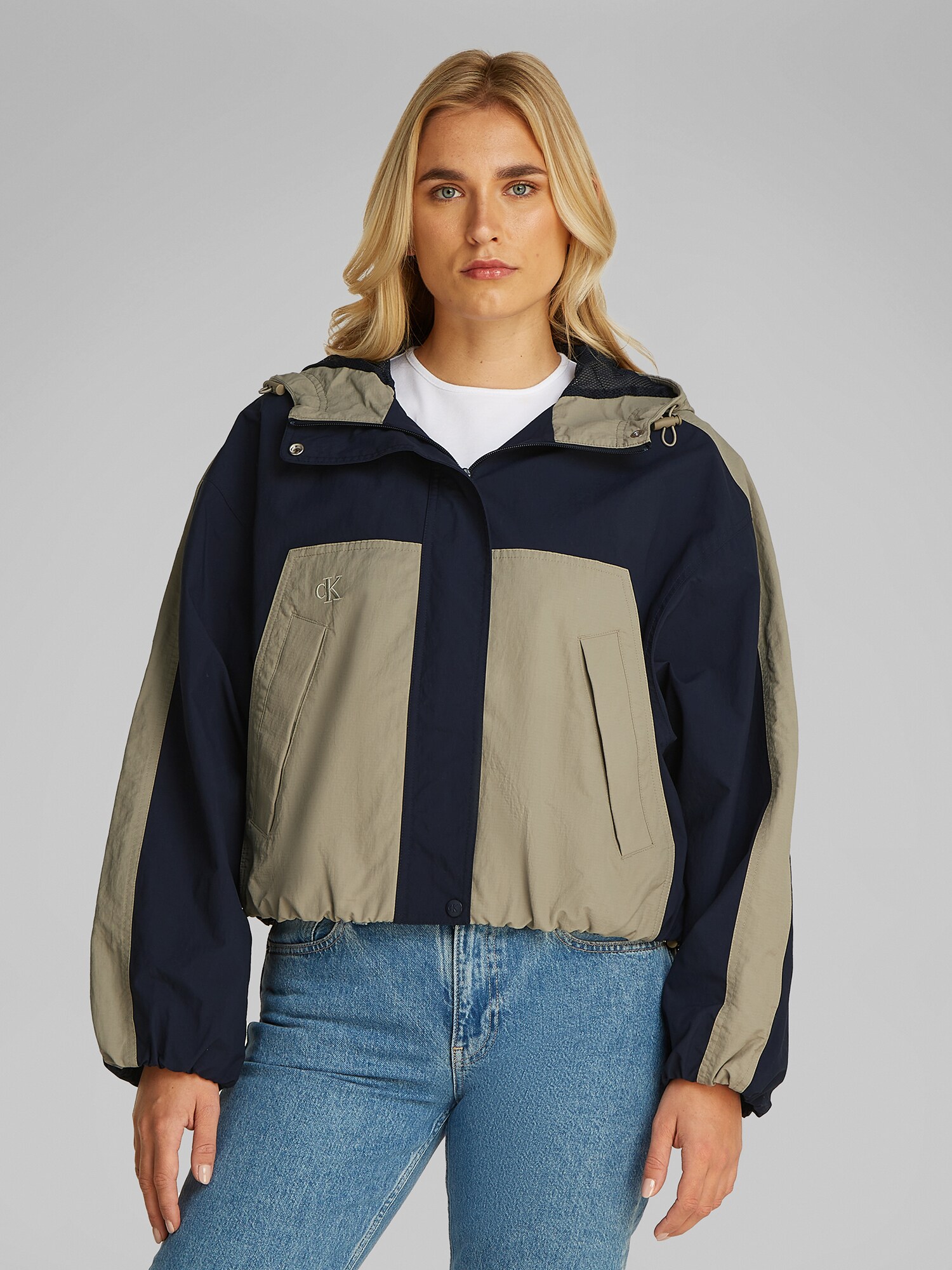 Calvin Klein Jeans Átmeneti dzseki  tengerészkék / greige termék 2. képe
