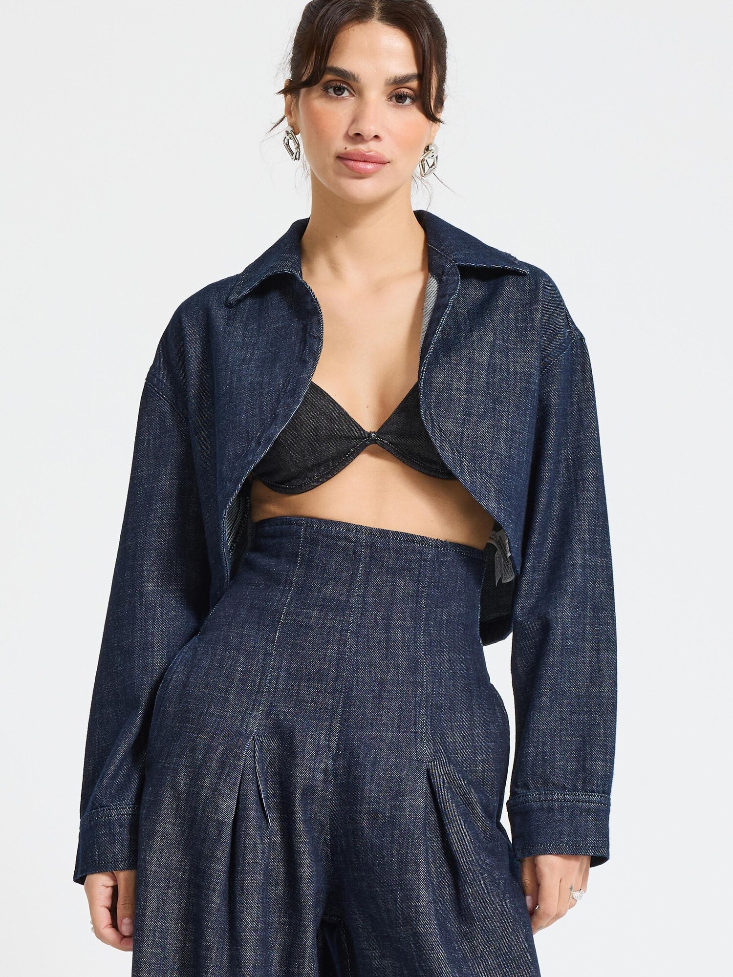 It's Basic Its Basic Weste Cropped Denim Jacket