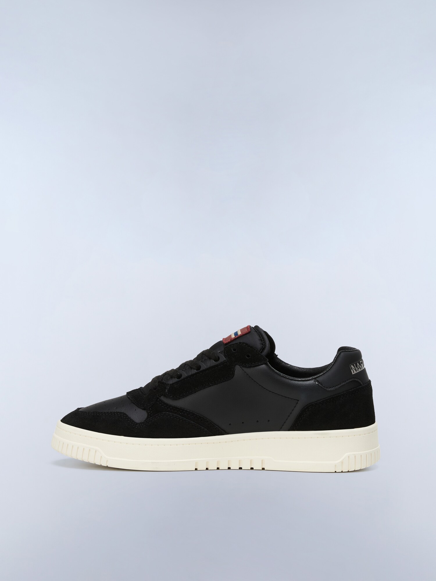 NAPAPIJRI Zapatillas deportivas bajas 'Lea' beige / negro – imagen 3