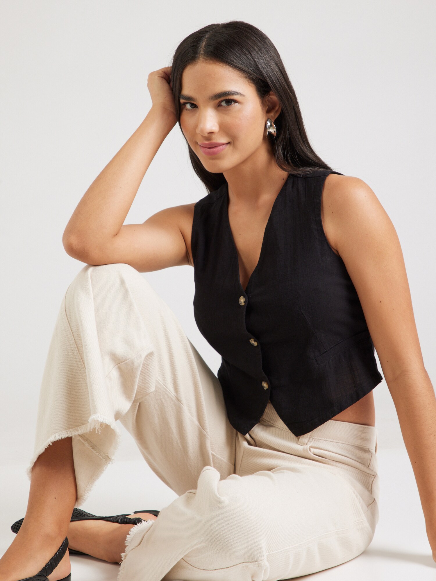 VERO MODA Öltönymellény 'VMCAIA'  fekete termék 2. képe