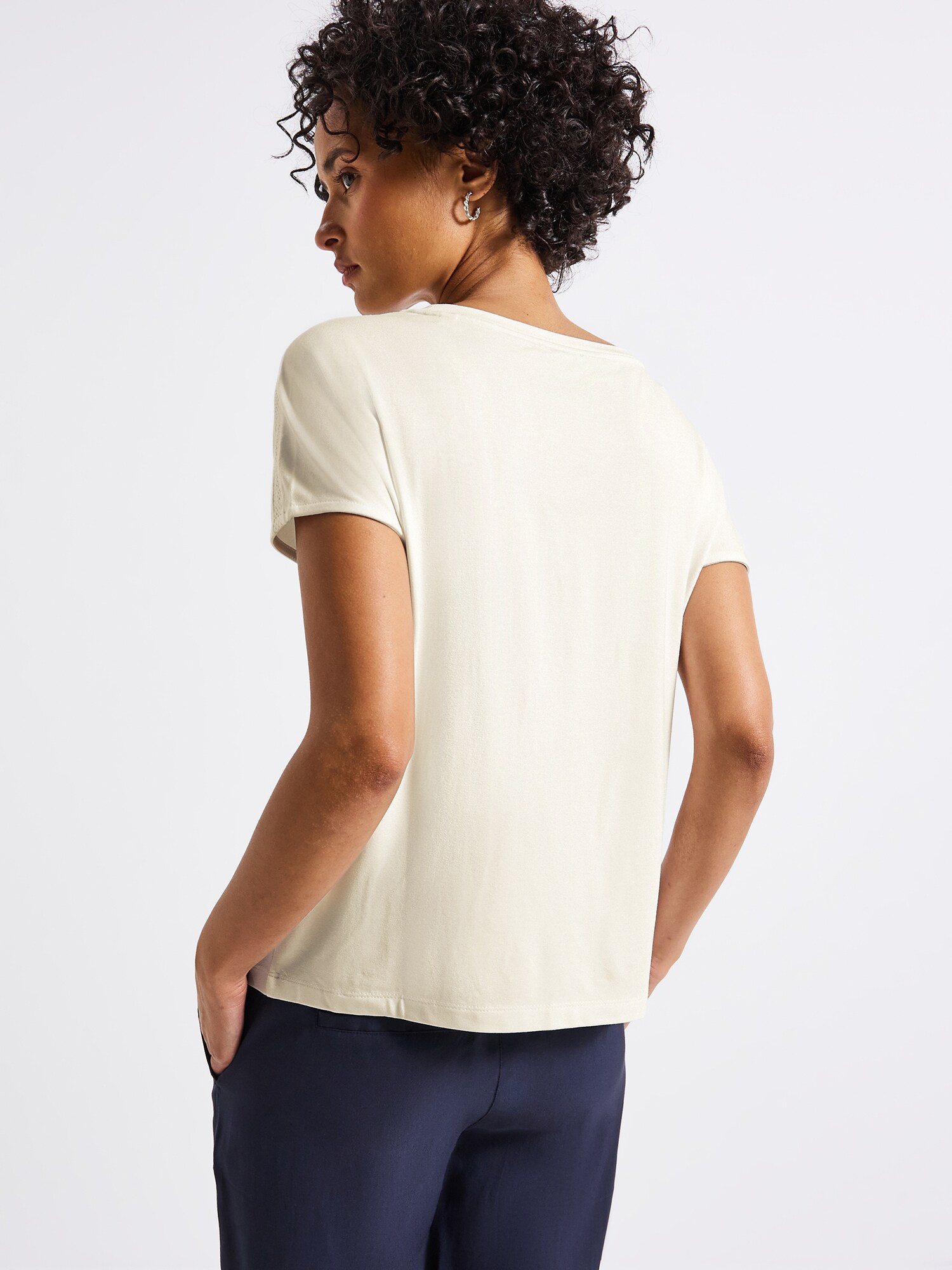 Thumbnail - T-Shirt
