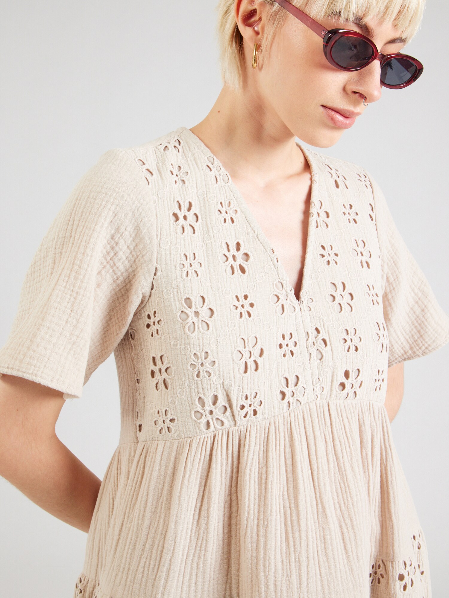 VERO MODA Šaty 'VMNATALI' tmavošedá (obrázok 5)