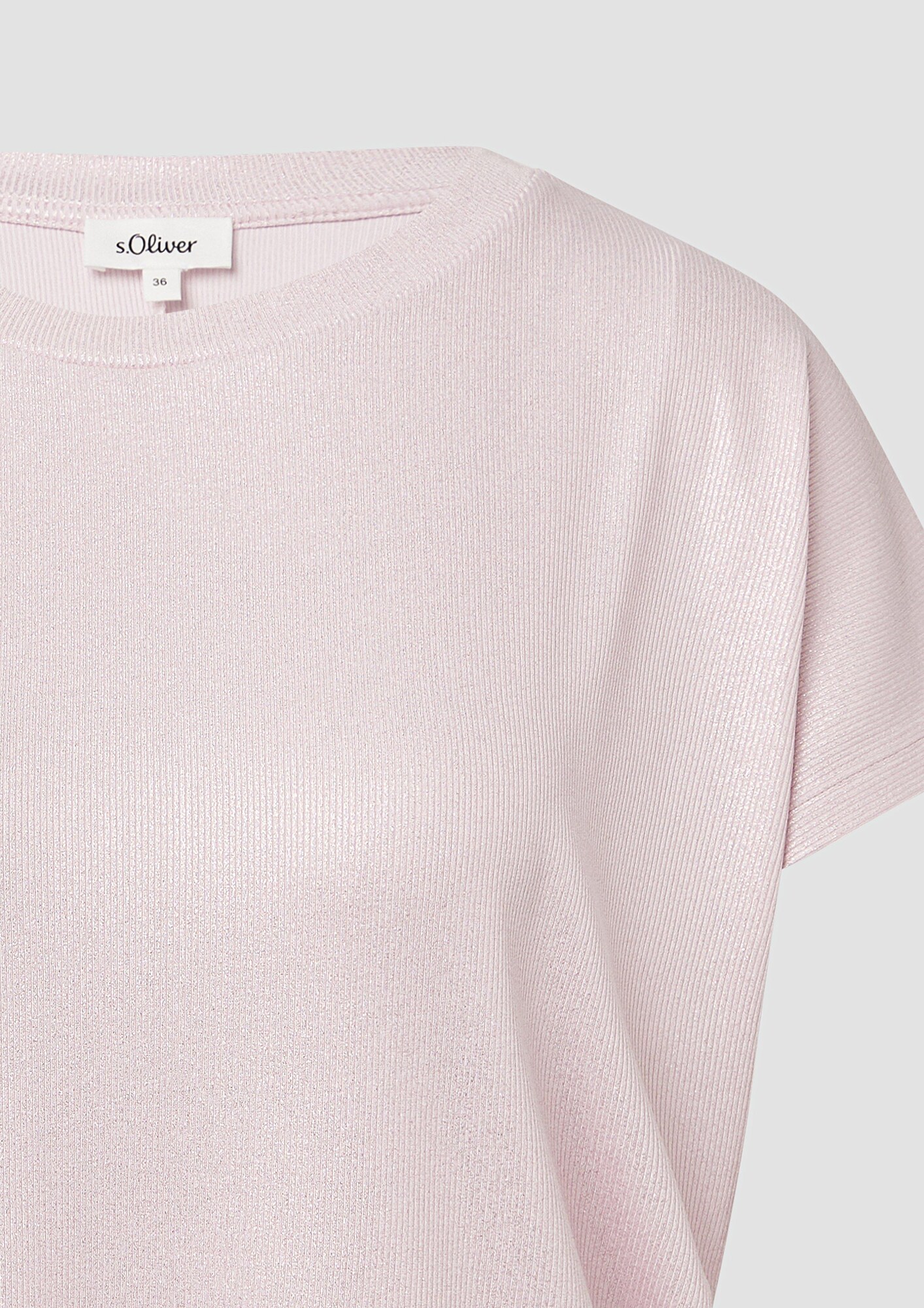 Thumbnail - T-Shirt