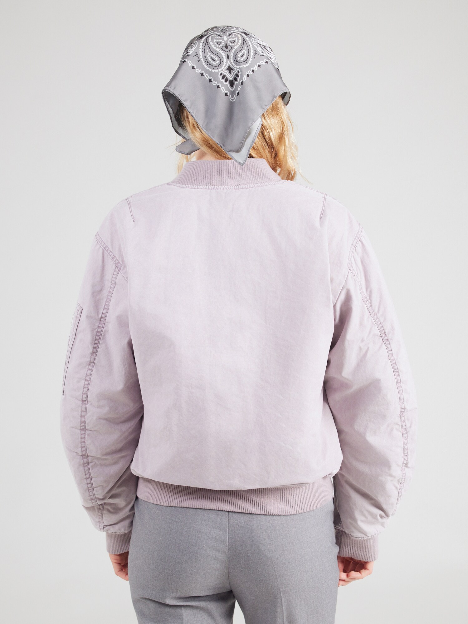 GUESS JEANS Chaqueta de entretiempo  lila – imagen 3
