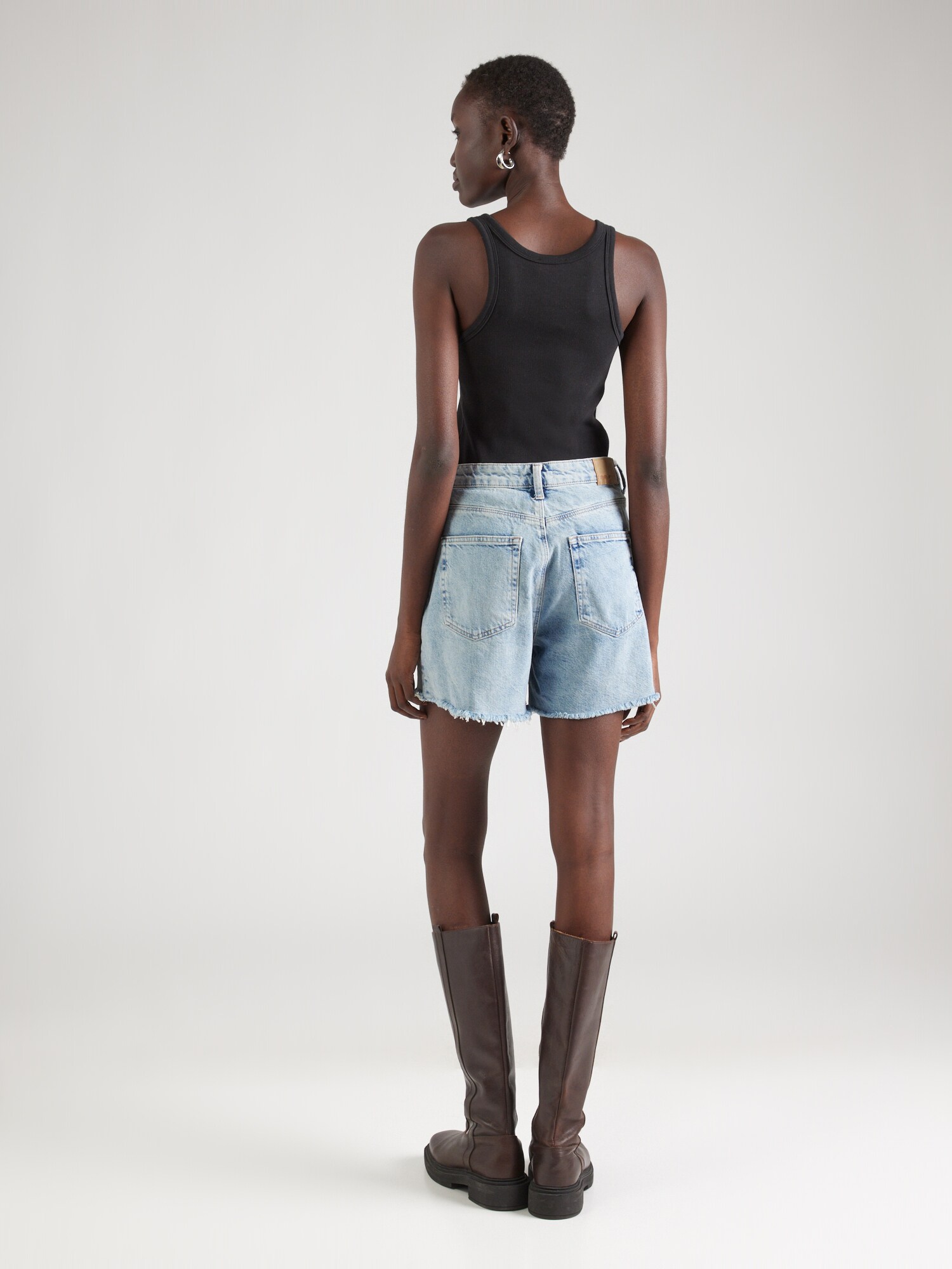 Thumbnail - Shorts 'MILLIE'
