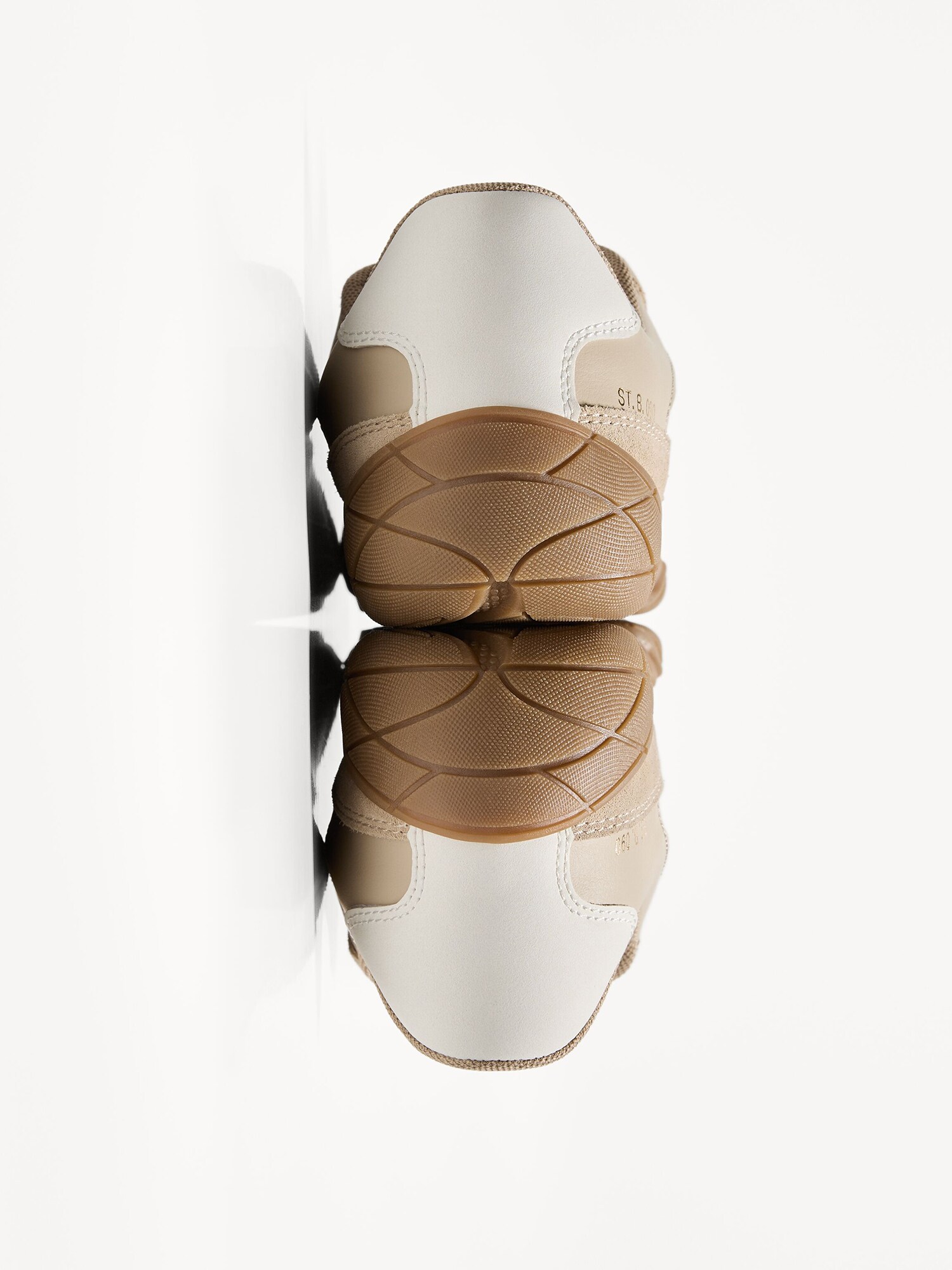 Thumbnail - Bershka Sneaker DEPORTIVO FINO ARENA