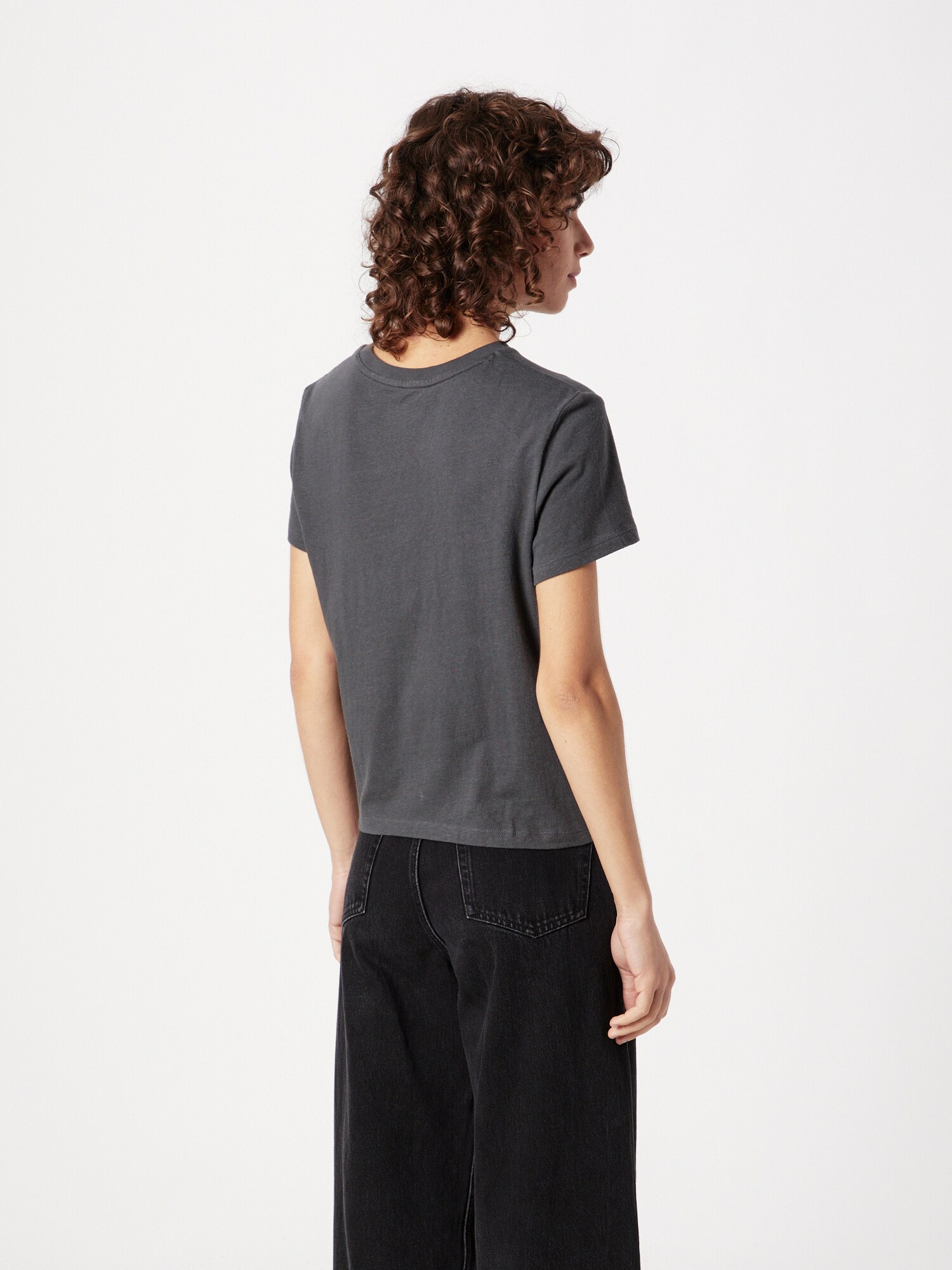 Thumbnail - T-Shirt