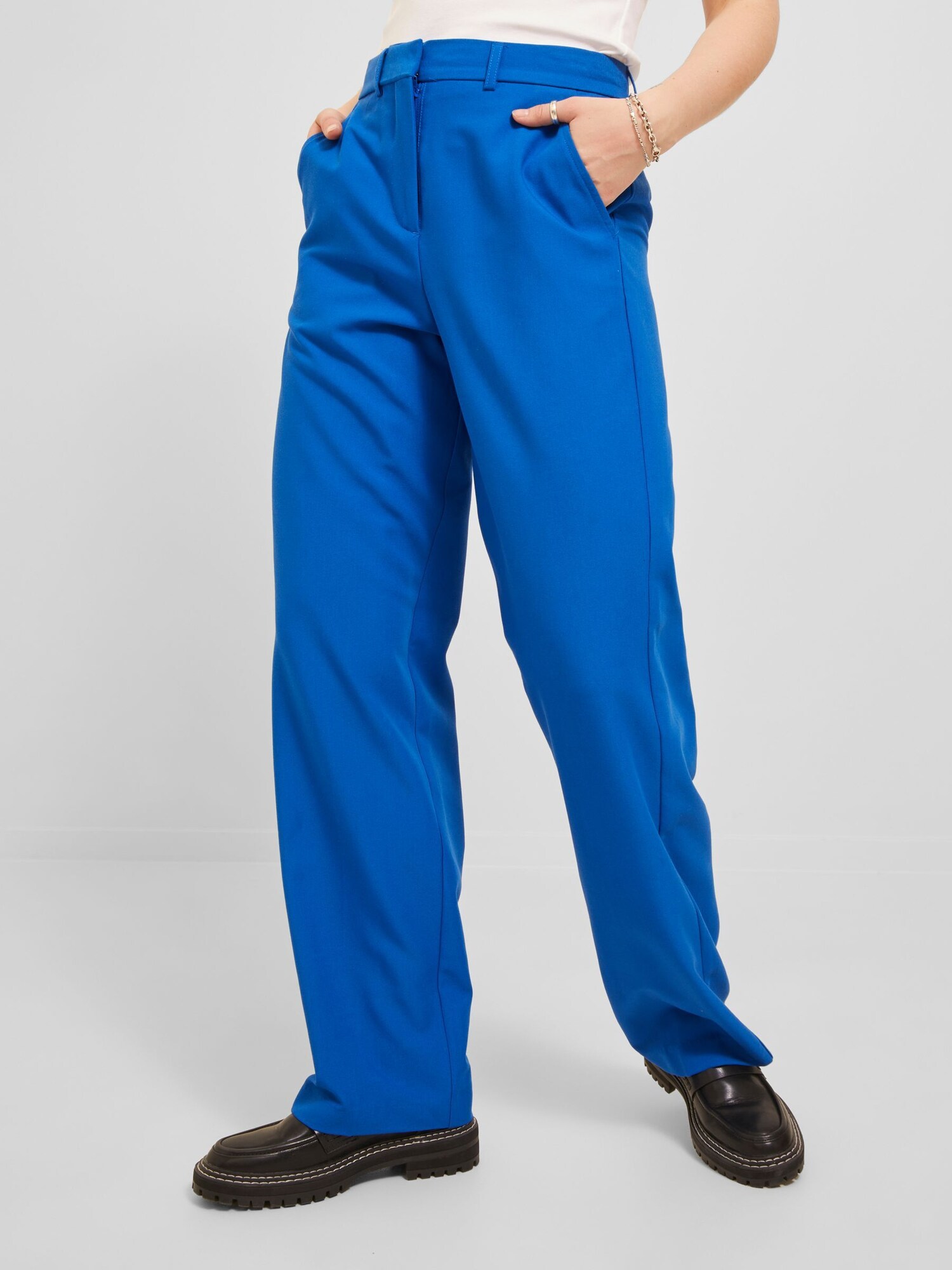 Thumbnail - Hose