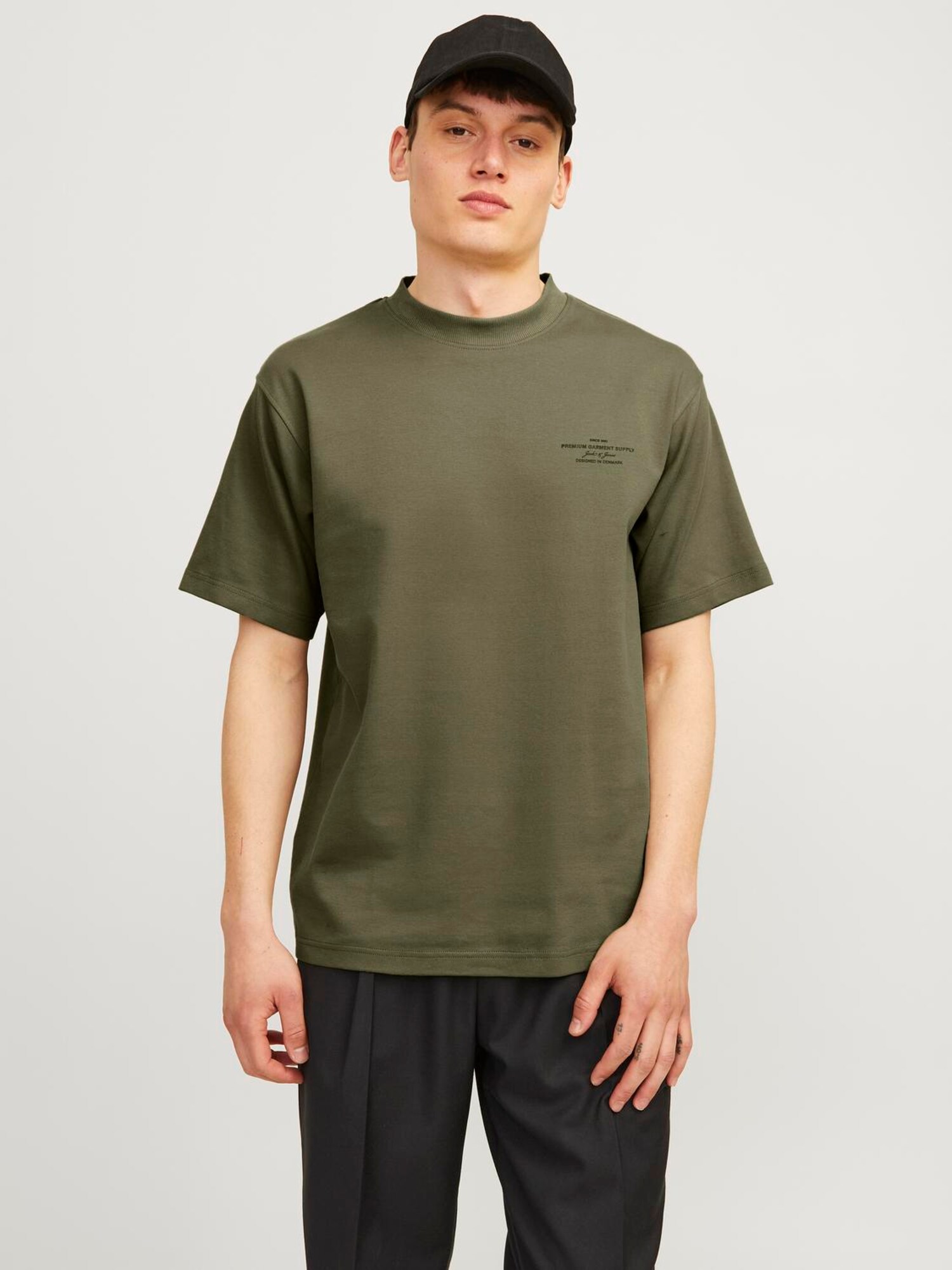 JACK & JONES Póló 'Blachard'  olíva / fekete termék 2. képe