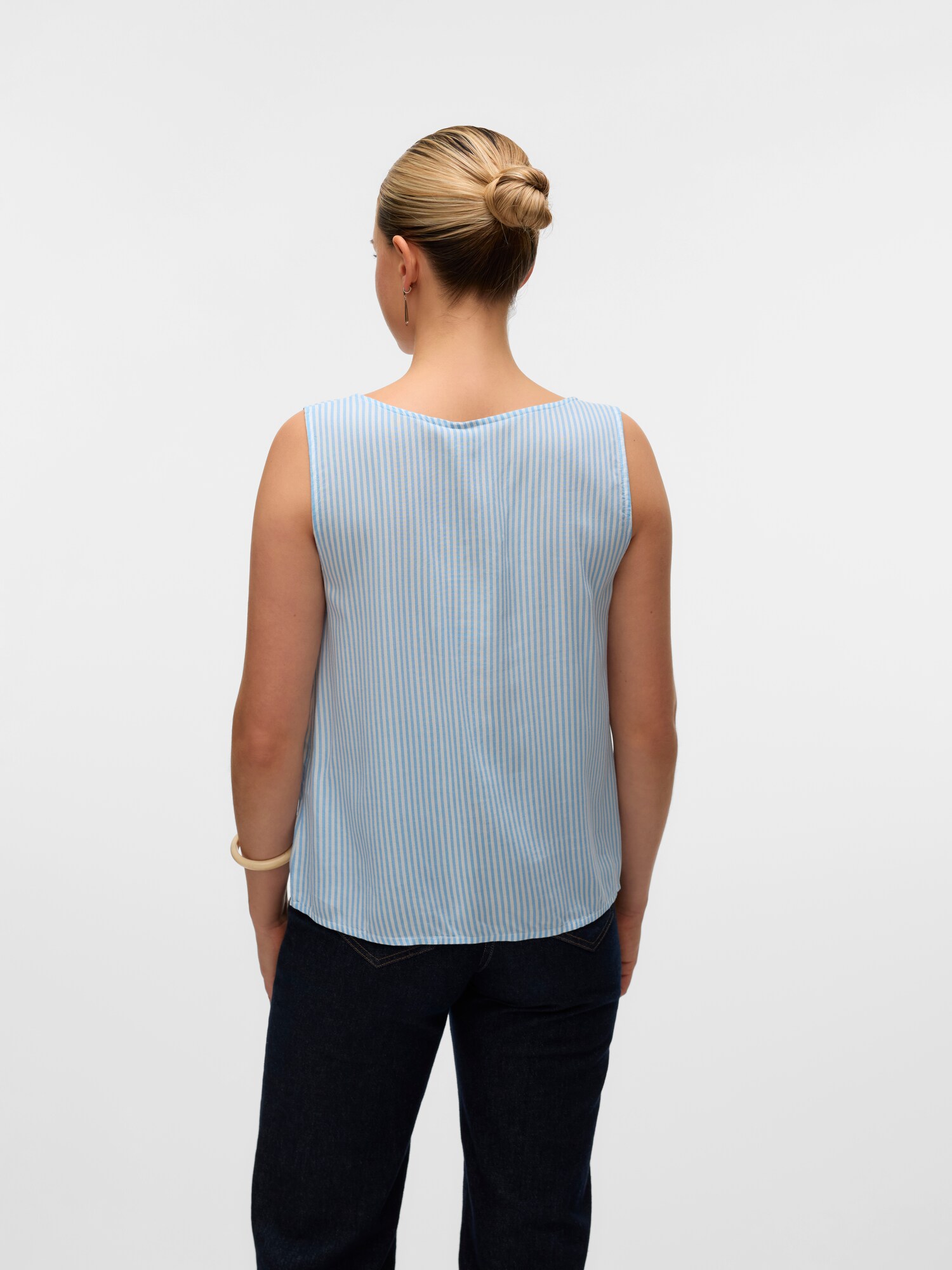 VERO MODA Blúzka 'VMBumpy' svetlomodrá / biela (obrázok 3)