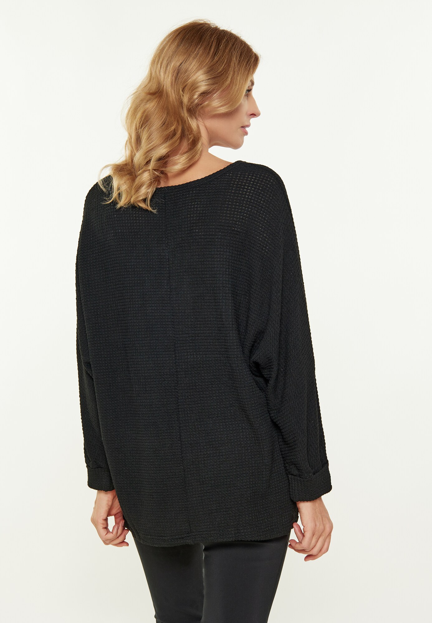 Thumbnail - Usha Pullover