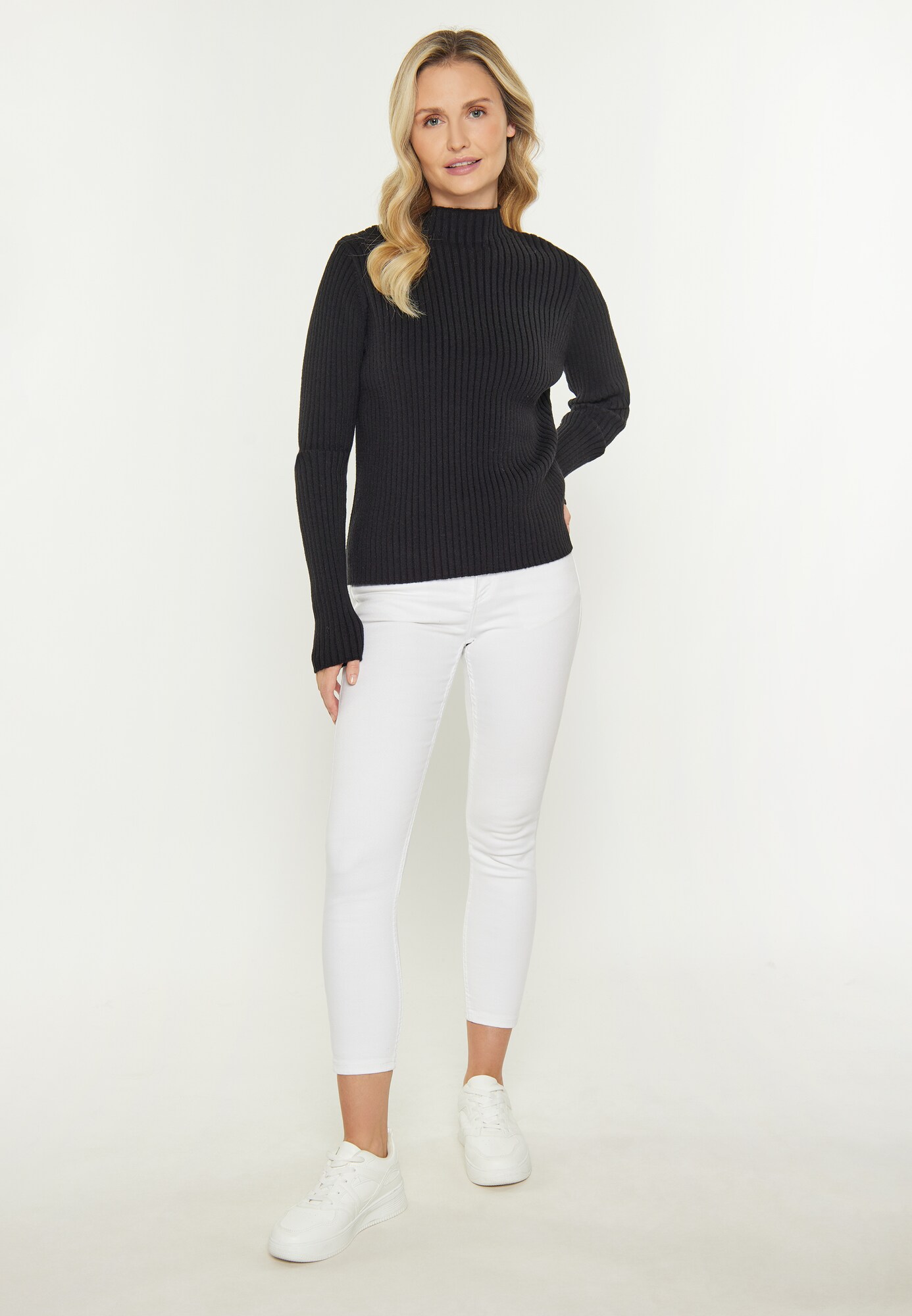 Thumbnail - usha BLUE LABEL Pullover Classic