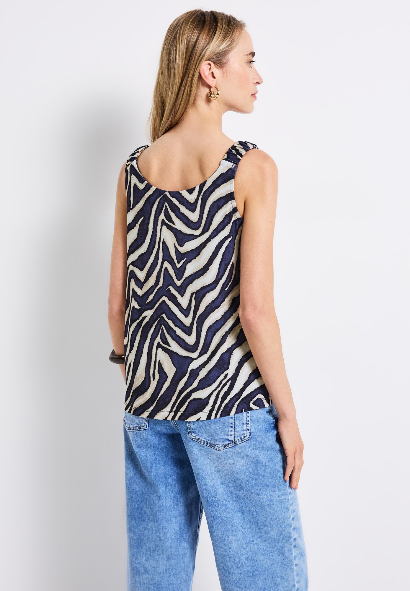 Thumbnail - STREET ONE Top