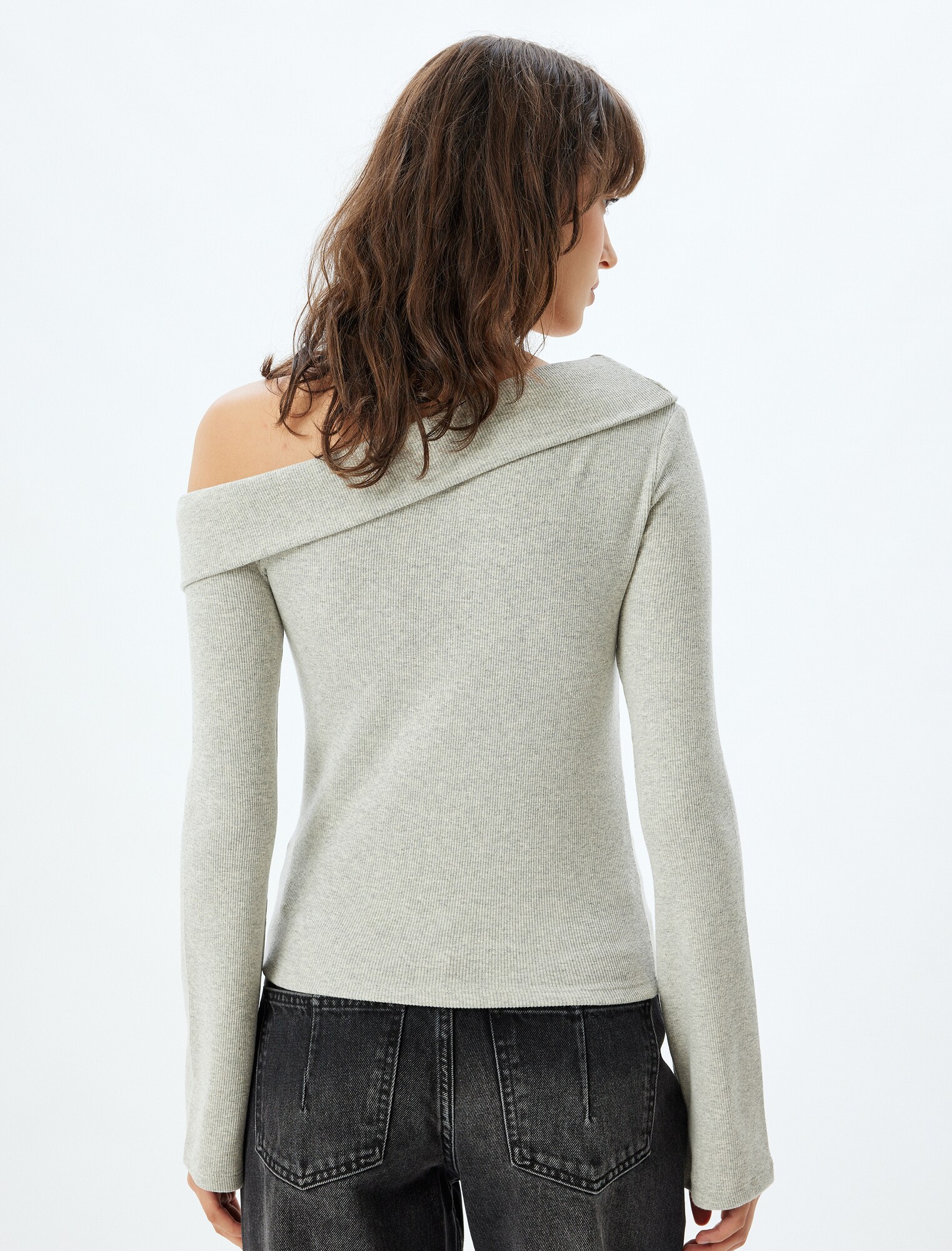 Thumbnail - Pullover