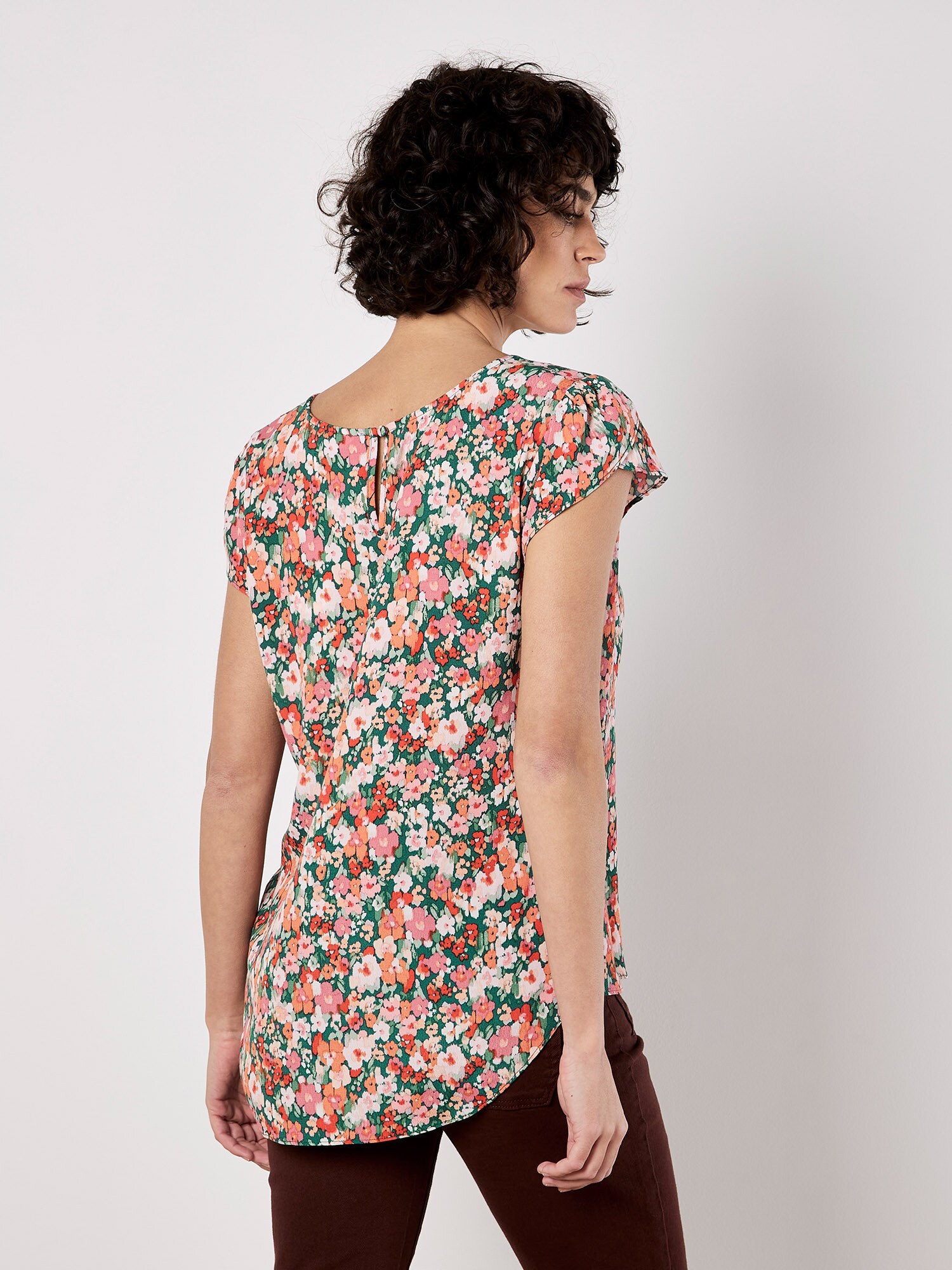 Thumbnail - Apricot Ditsy Floral Tulip Sleeve Top