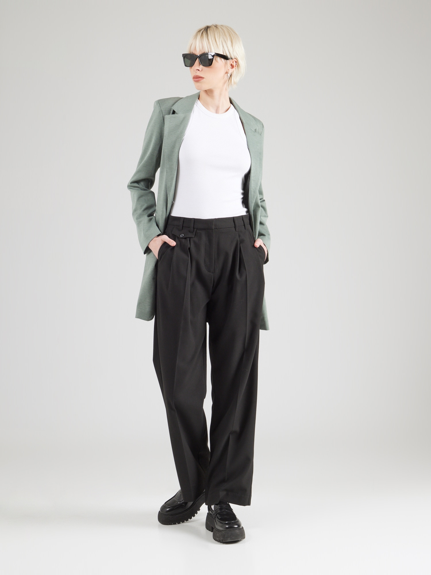 Thumbnail - Blazer 'SAGA'