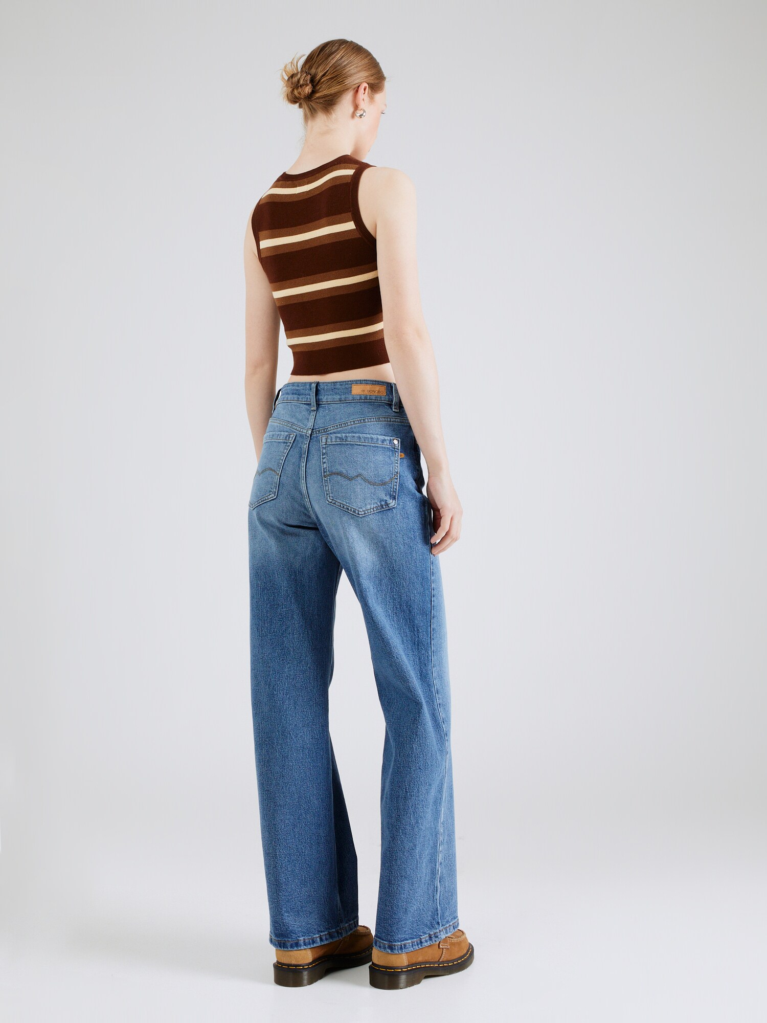 Thumbnail - Jeans