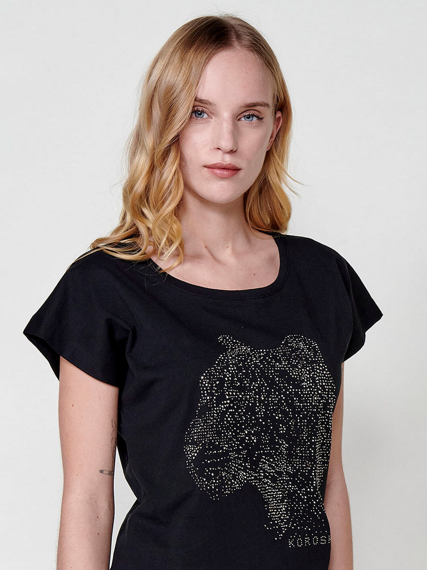 Thumbnail - KOROSHI T-Shirt