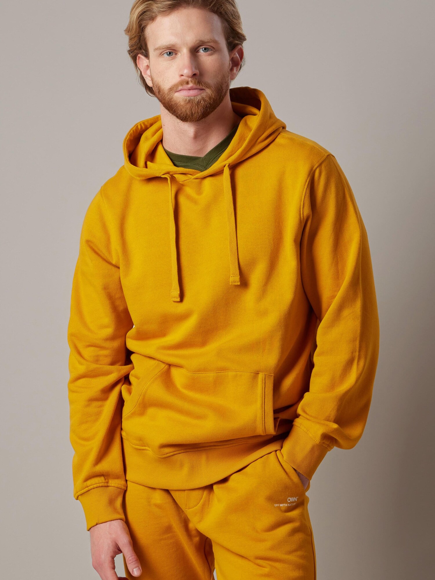 OWN Off With Nature Sweater majica 'Felpa Felpata con Cappuccio' oker