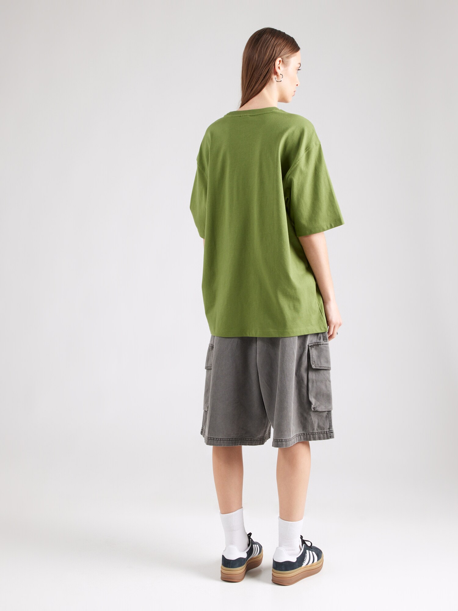 Thumbnail - T-Shirt 'Essentials'