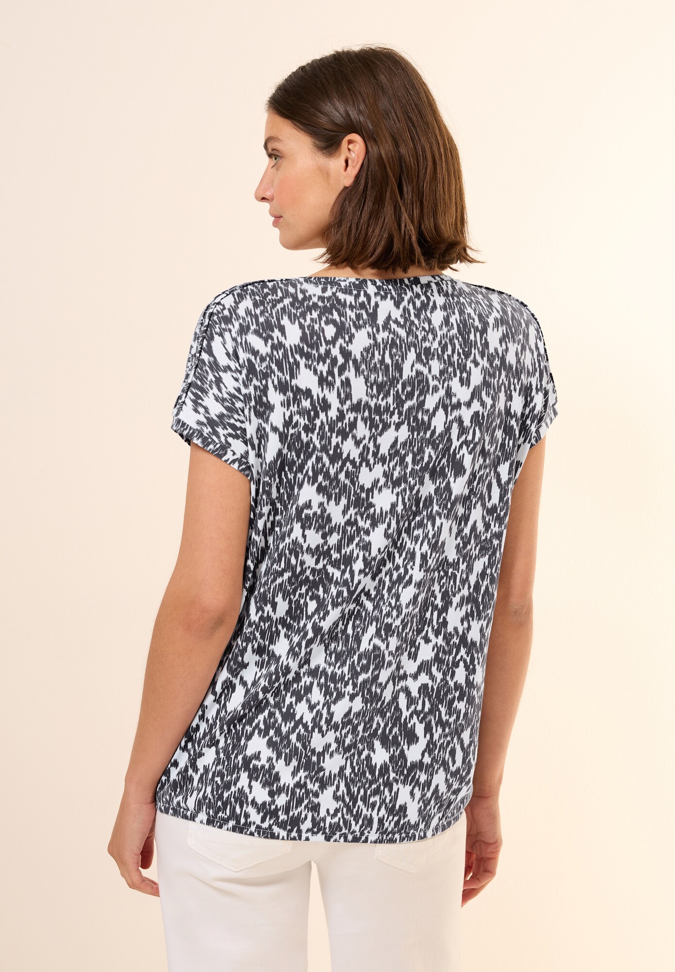 Thumbnail - T-Shirt