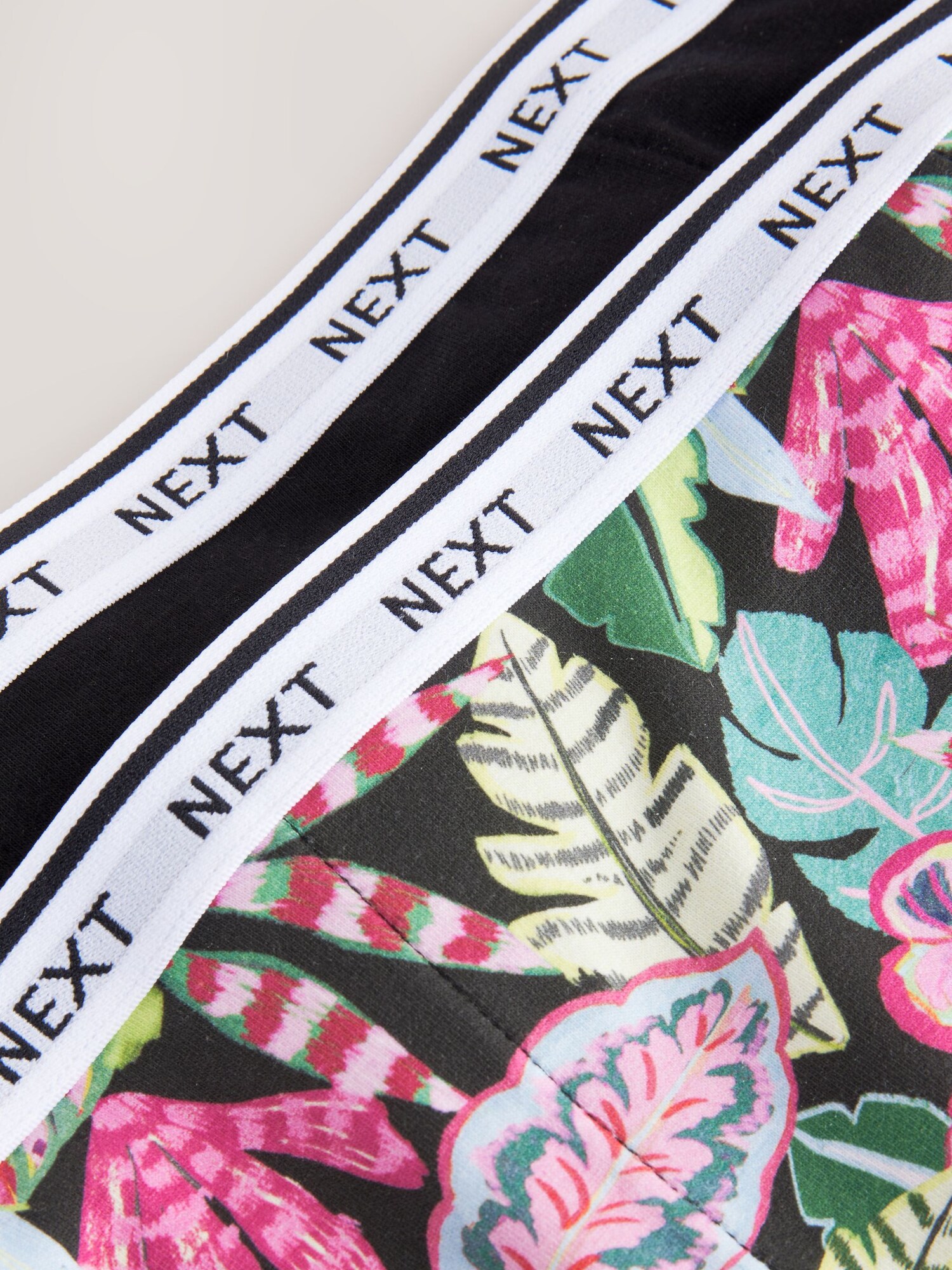 Thumbnail - Next Slip