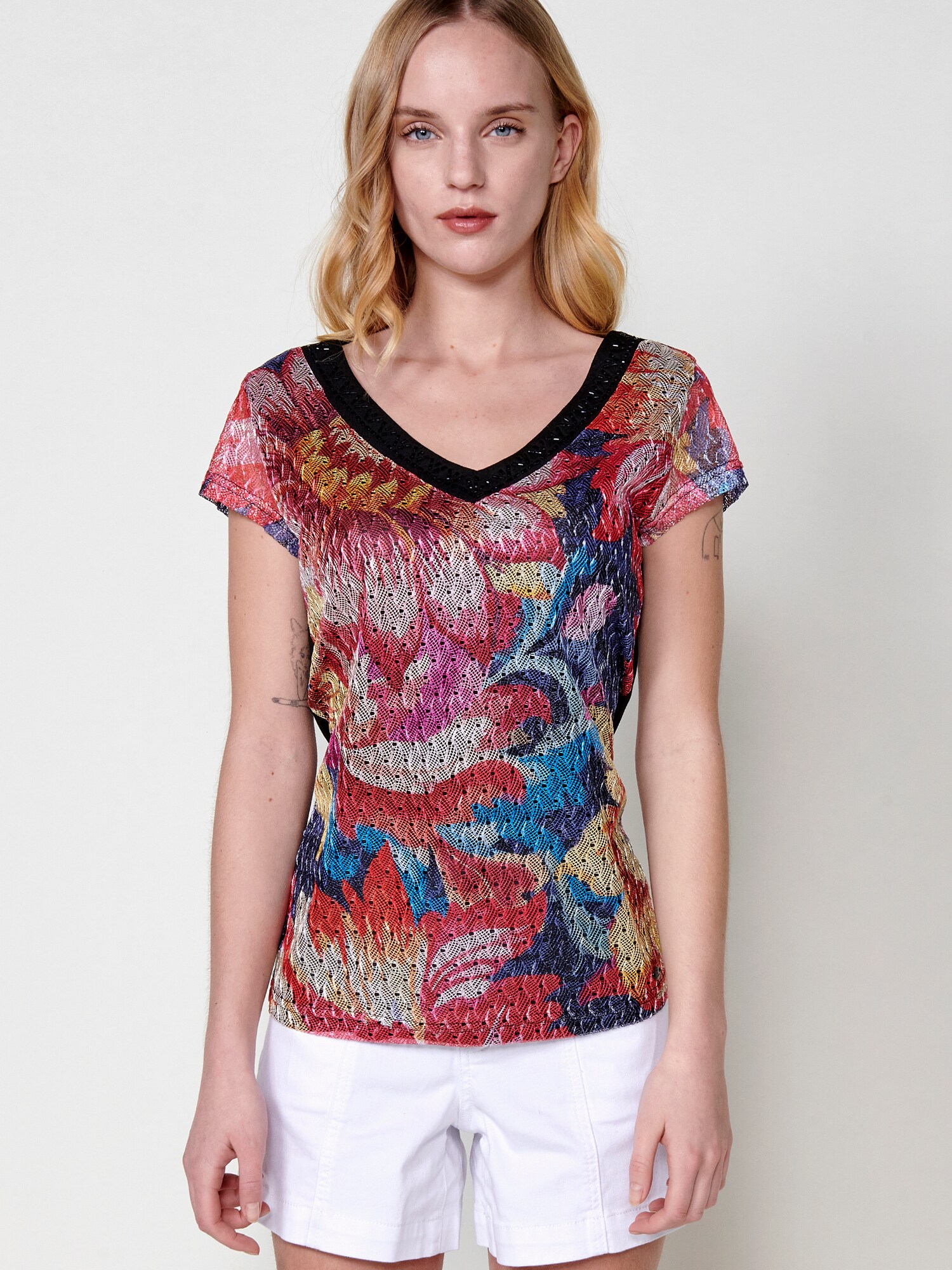 Thumbnail - T-Shirt