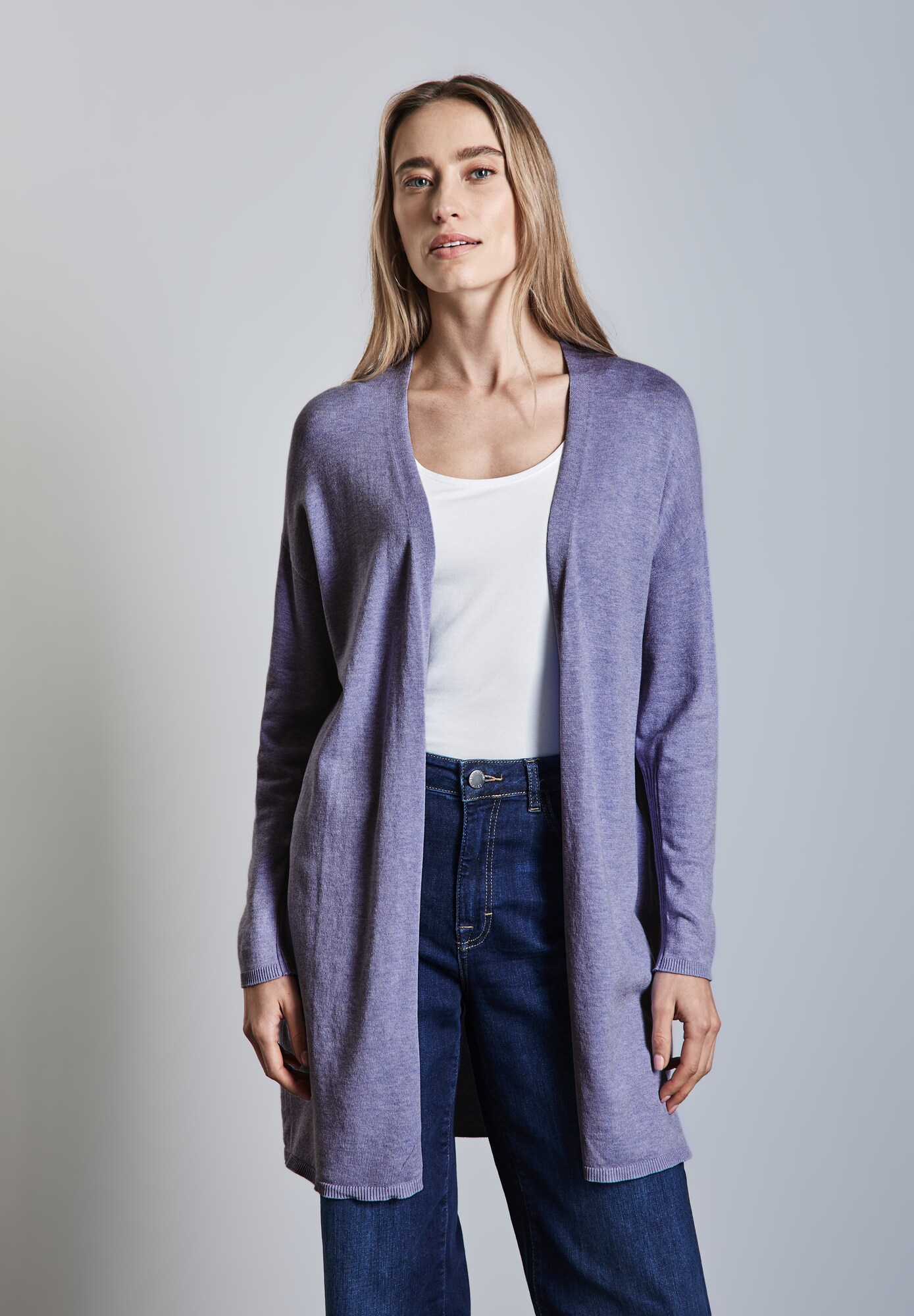Thumbnail - Langer Cardigan