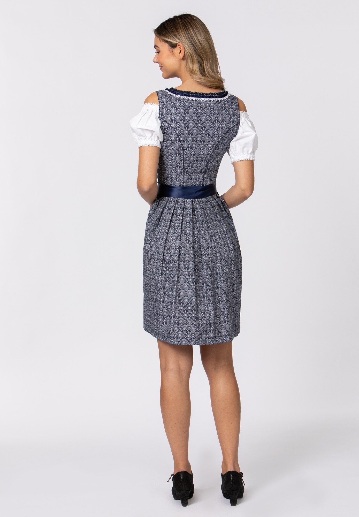 Thumbnail - Dirndl 'Kim'