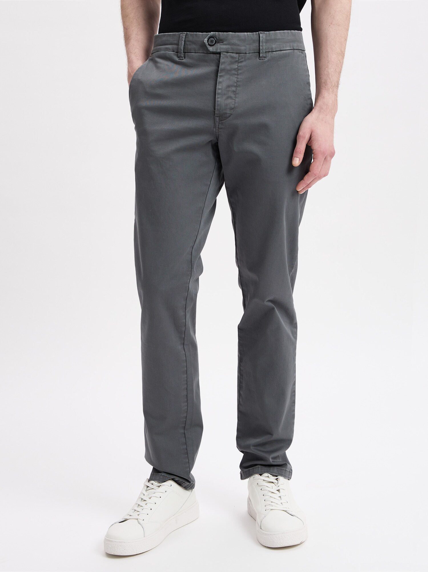 Thumbnail - Finshley & Harding Hose Dylan