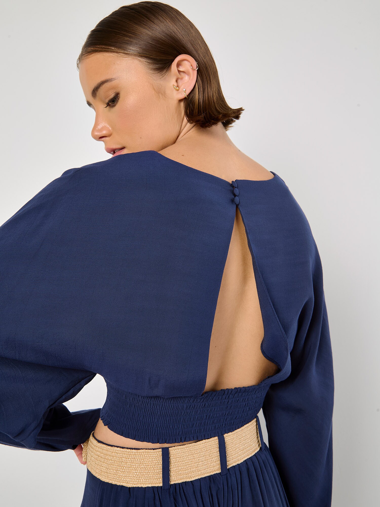 Thumbnail - Apricot Bluse