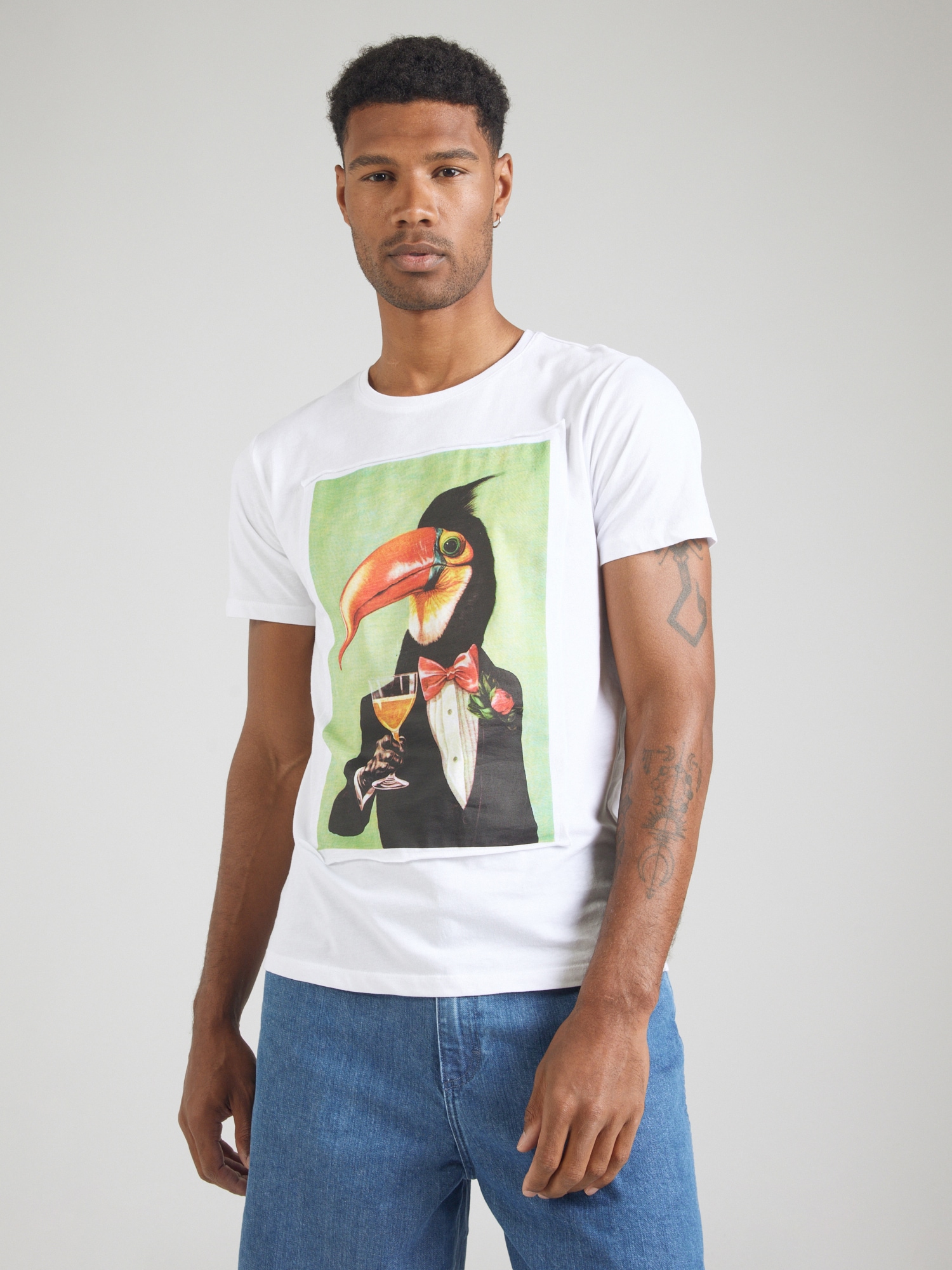 Key Largo Póló 'HORNBILL'  világoszöld / narancs / fekete / természetes fehér termék 2. képe